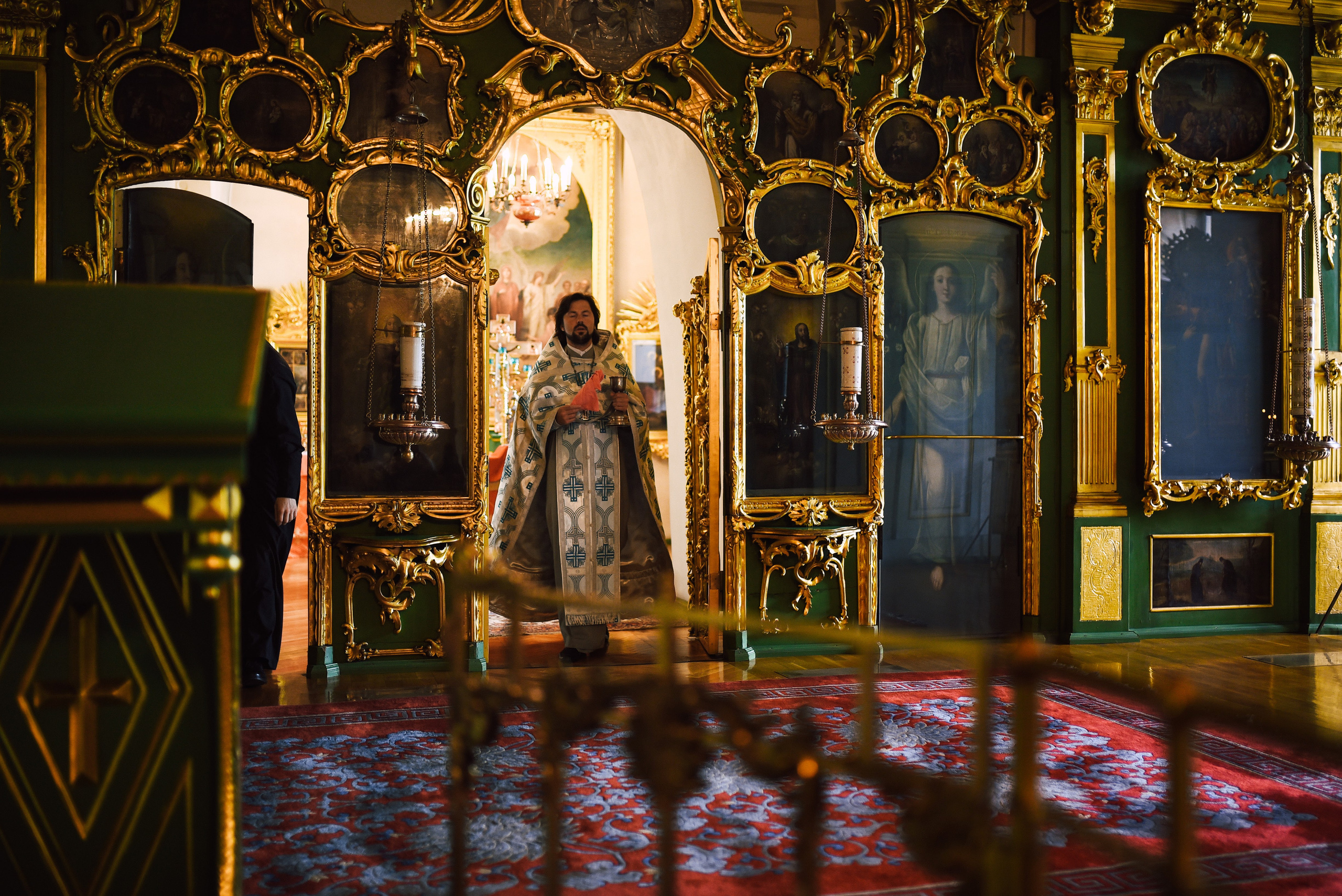 Фотосъёмка крещения в Санкт-Петербурге — Маргарита Иванова, фотограф. Профессиональный фотограф беременности в СПБ. Стильные фотосессии беременности в стиле минимализм и классическая фотография