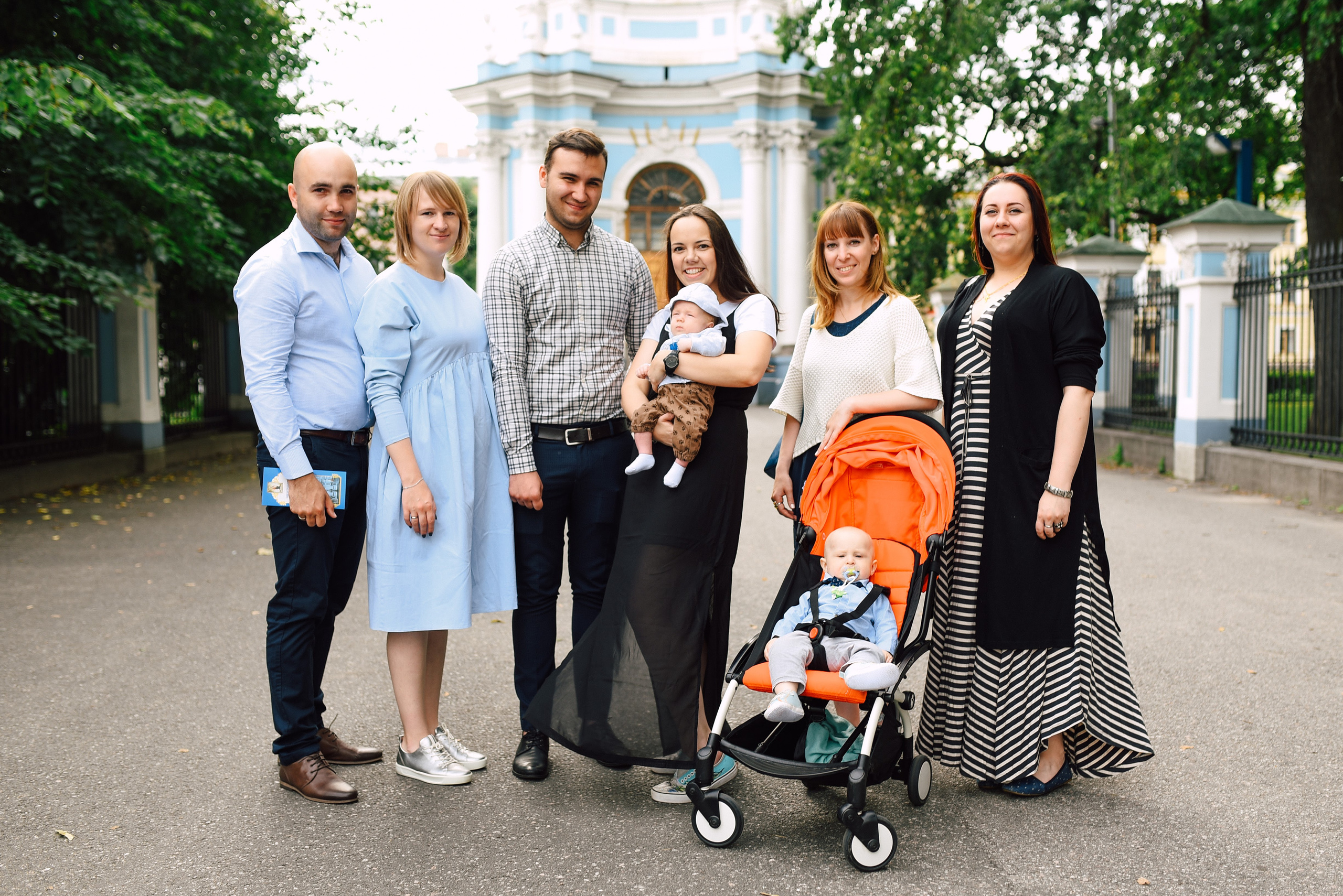 Фотосъёмка крещения в Санкт-Петербурге — Маргарита Иванова, фотограф. Профессиональный фотограф беременности в СПБ. Стильные фотосессии беременности в стиле минимализм и классическая фотография