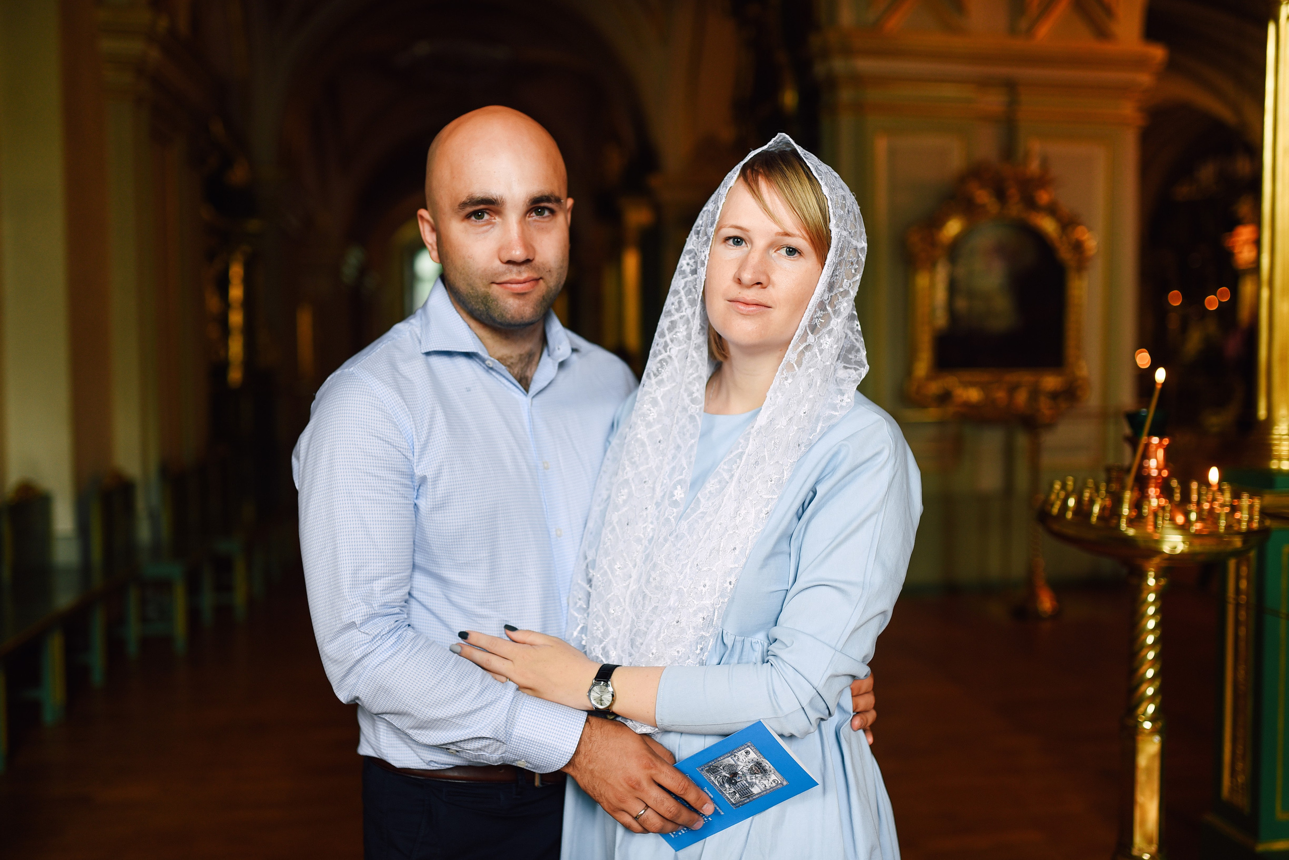 Фотосъёмка крещения в Санкт-Петербурге — Маргарита Иванова, фотограф. Профессиональный фотограф беременности в СПБ. Стильные фотосессии беременности в стиле минимализм и классическая фотография