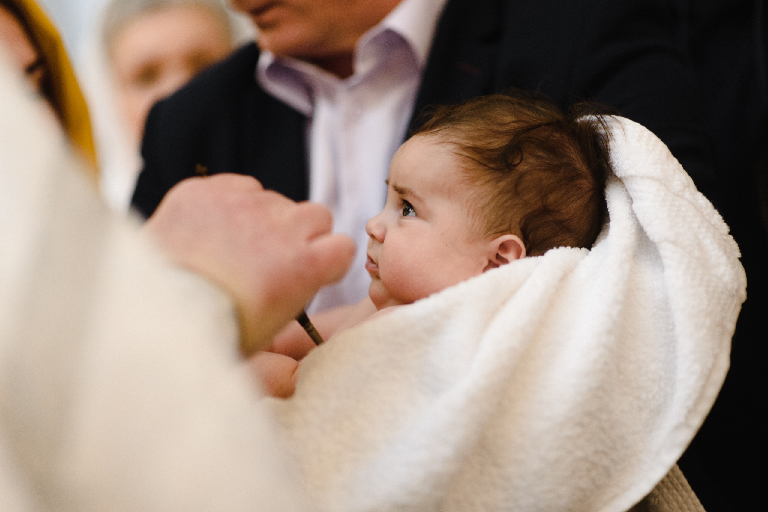 Фотосъёмка крещения в Санкт-Петербурге — Маргарита Иванова, фотограф. Профессиональный фотограф беременности в СПБ. Стильные фотосессии беременности в стиле минимализм и классическая фотография