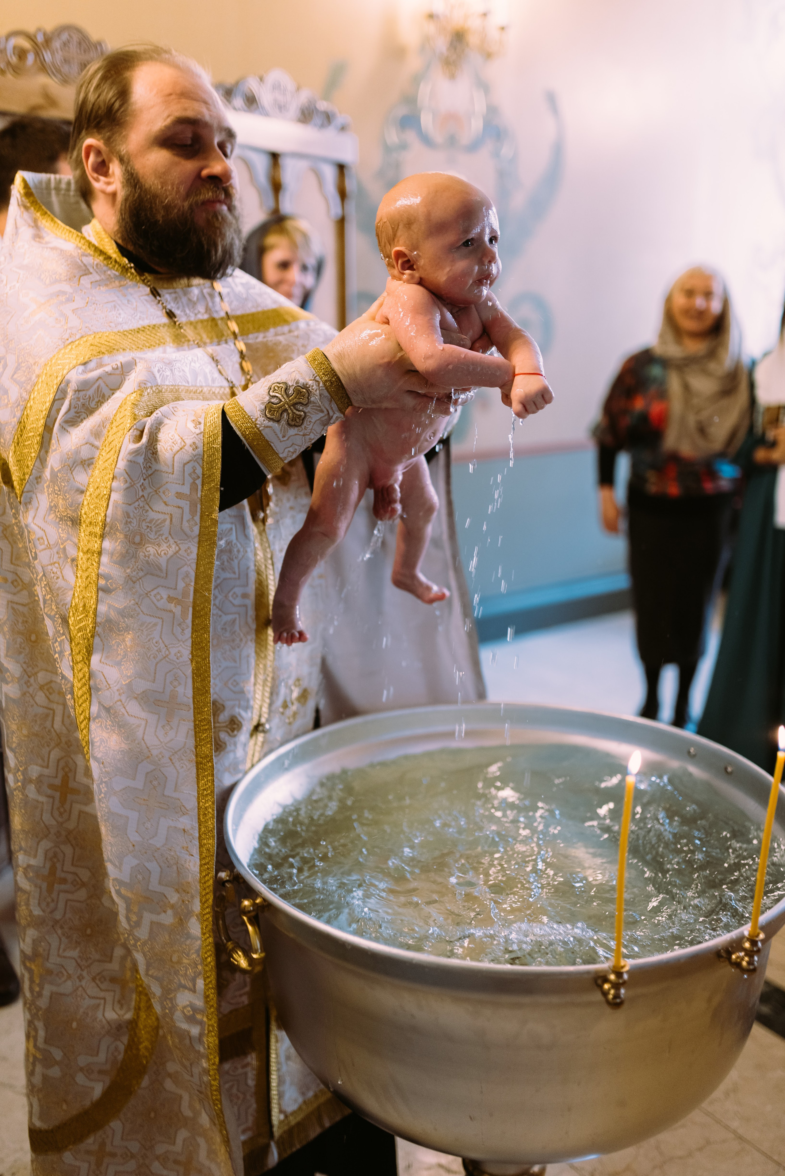 Фотосъёмка крещения в Санкт-Петербурге — Маргарита Иванова, фотограф. Профессиональный фотограф беременности в СПБ. Стильные фотосессии беременности в стиле минимализм и классическая фотография