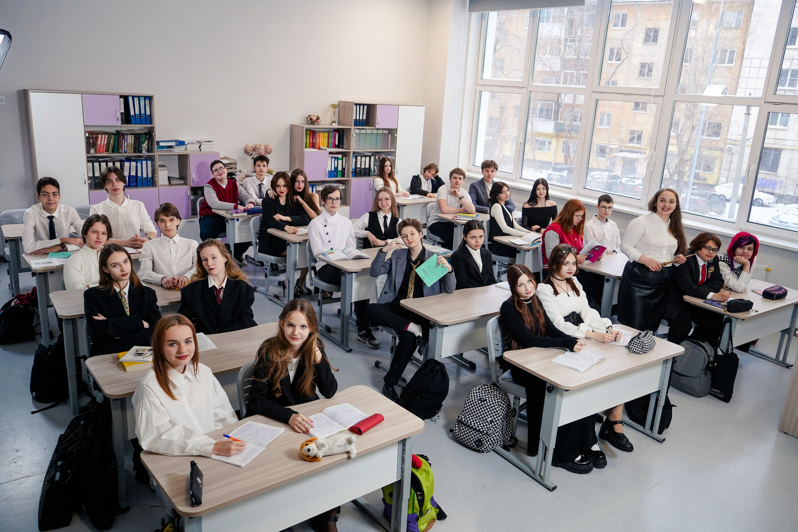 Гимназия № 40, 9 класс. Семейный и портретный фотограф в Екатеринбурге Анна Лобанова