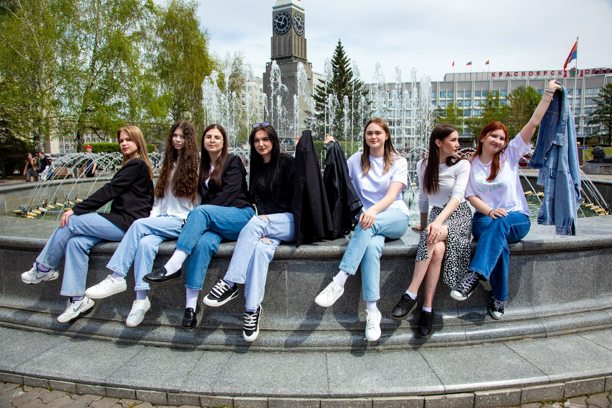 Выпускные альбомы в Красноярске. Студия Колибри