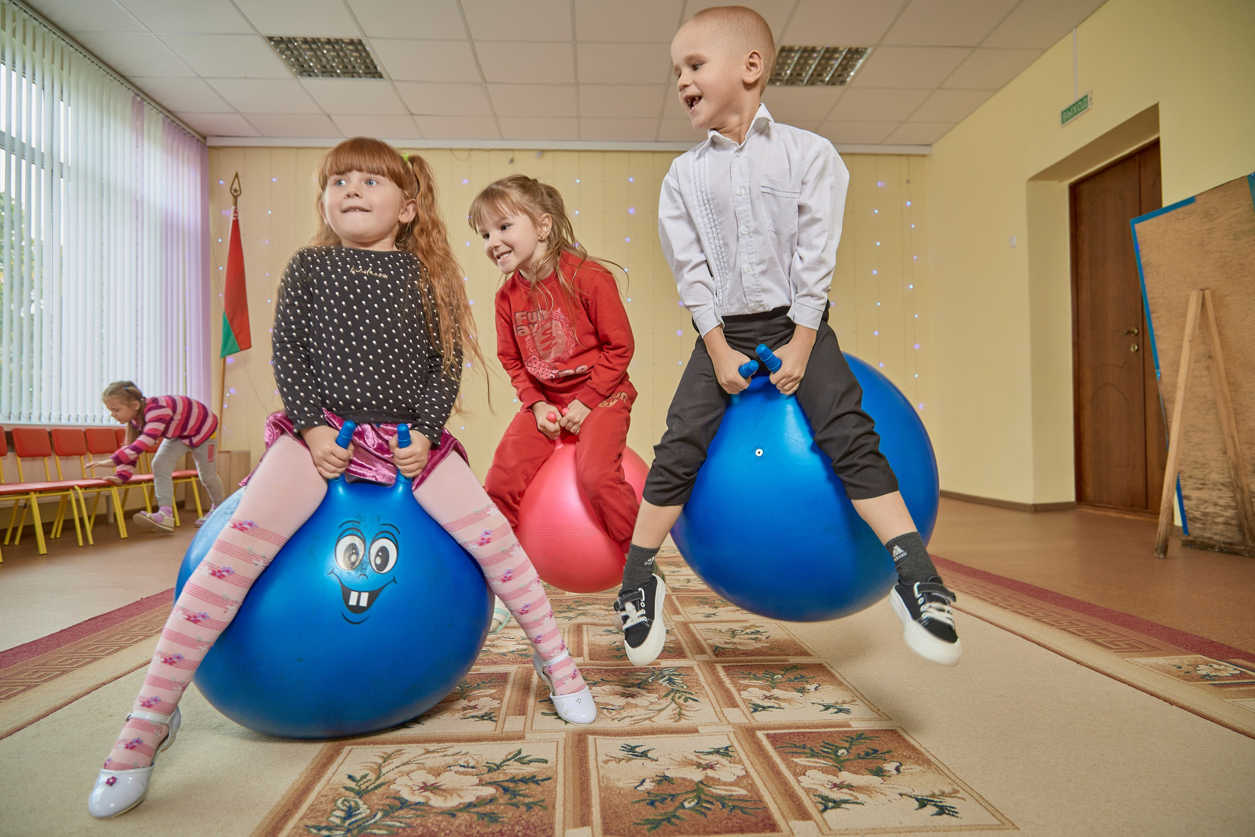 «Маленькие характеры». Школьный фотограф Дмитрий Дудик