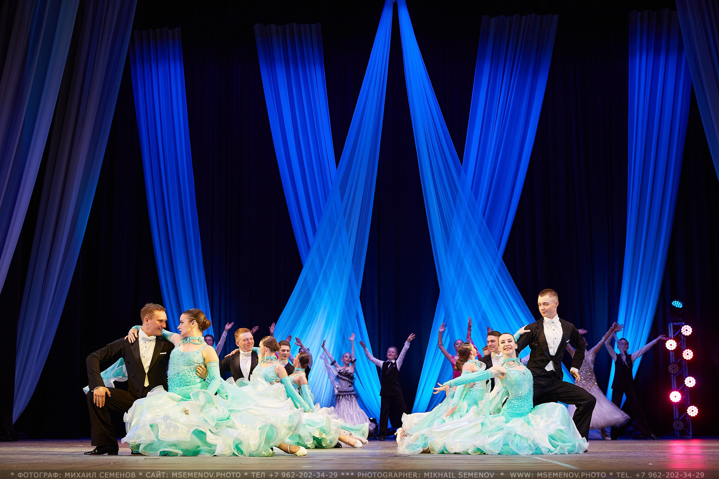 АНОНС фоторепортажа с Концерта Танцевального клуба «Apriori». Photographer for business Mikhail Semenov. Aqua photo studio, photo school