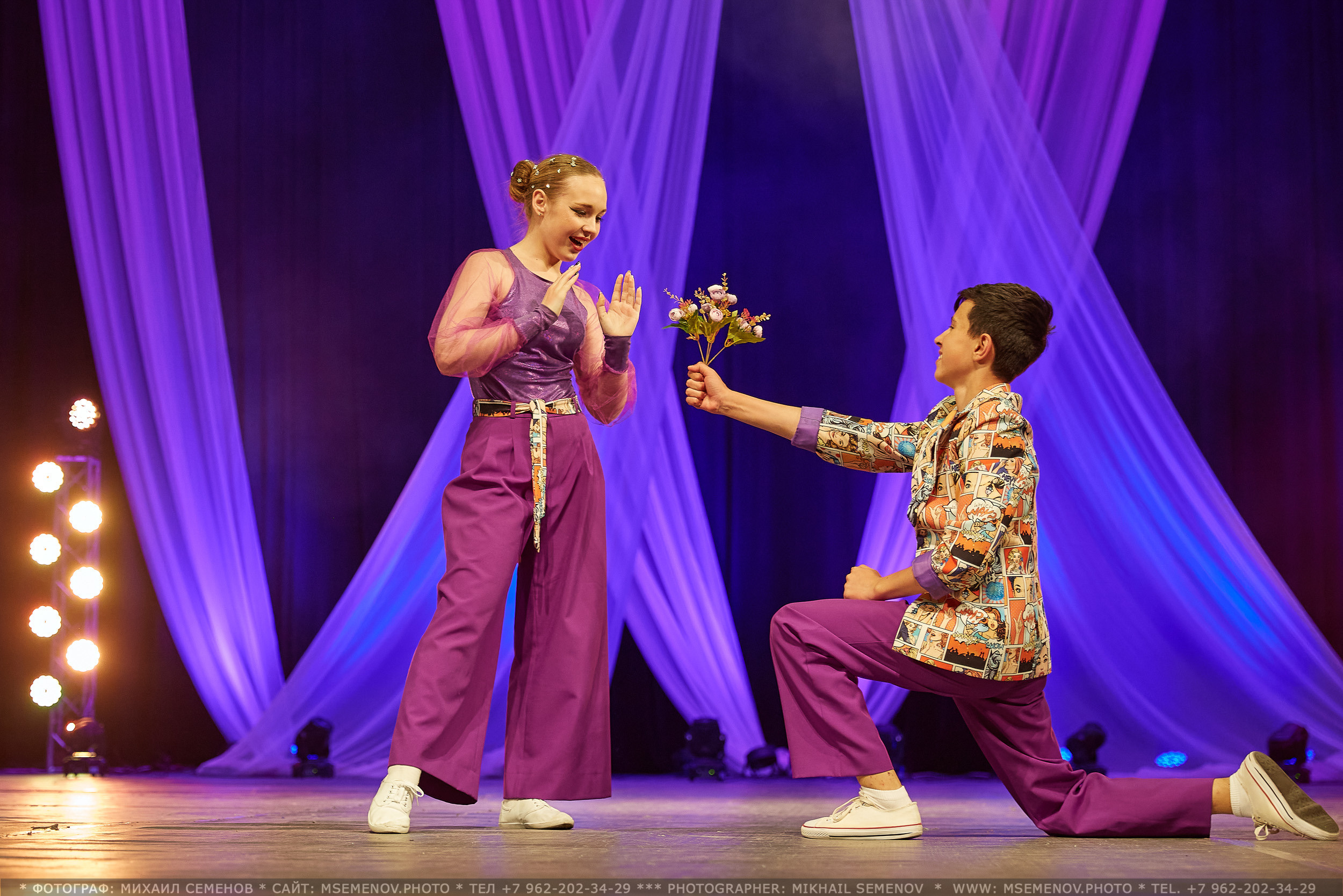 АНОНС фоторепортажа с Концерта Танцевального клуба «Apriori». Photographer for business Mikhail Semenov. Aqua photo studio, photo school