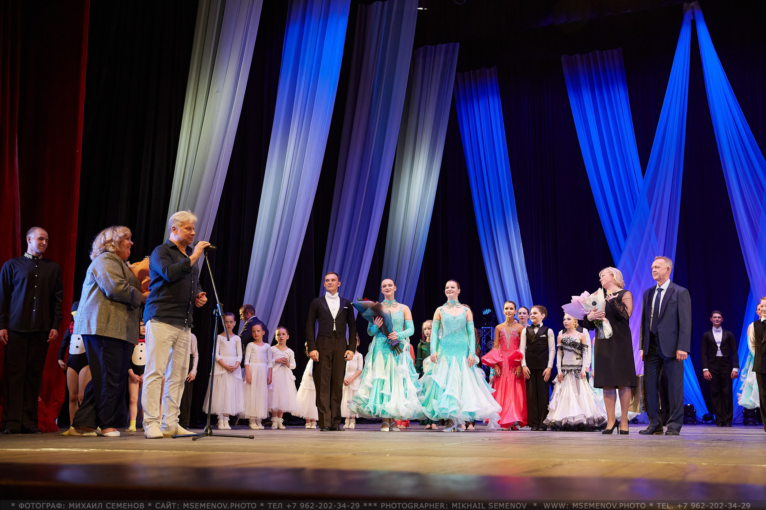 АНОНС фоторепортажа с Концерта Танцевального клуба «Apriori». Photographer for business Mikhail Semenov. Aqua photo studio, photo school