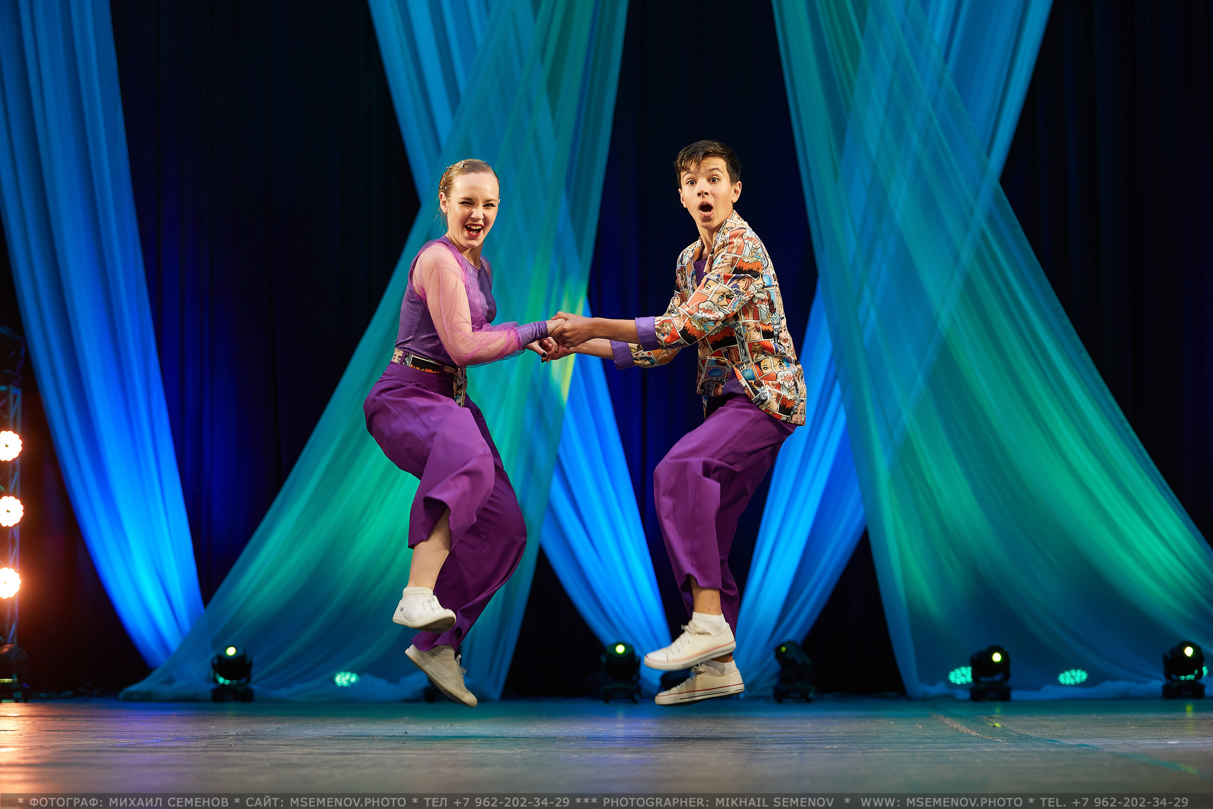 АНОНС фоторепортажа с Концерта Танцевального клуба «Apriori». Photographer for business Mikhail Semenov. Aqua photo studio, photo school