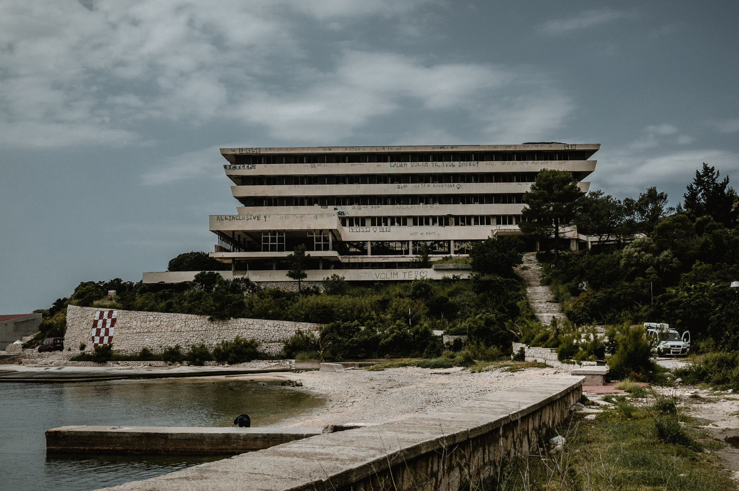 Балканы: Будапешт, Белград, Бухарест, Пловдив, Скопье, Тирана, Будва. Фотограф в Хабаровске. Фотография за 24 часа