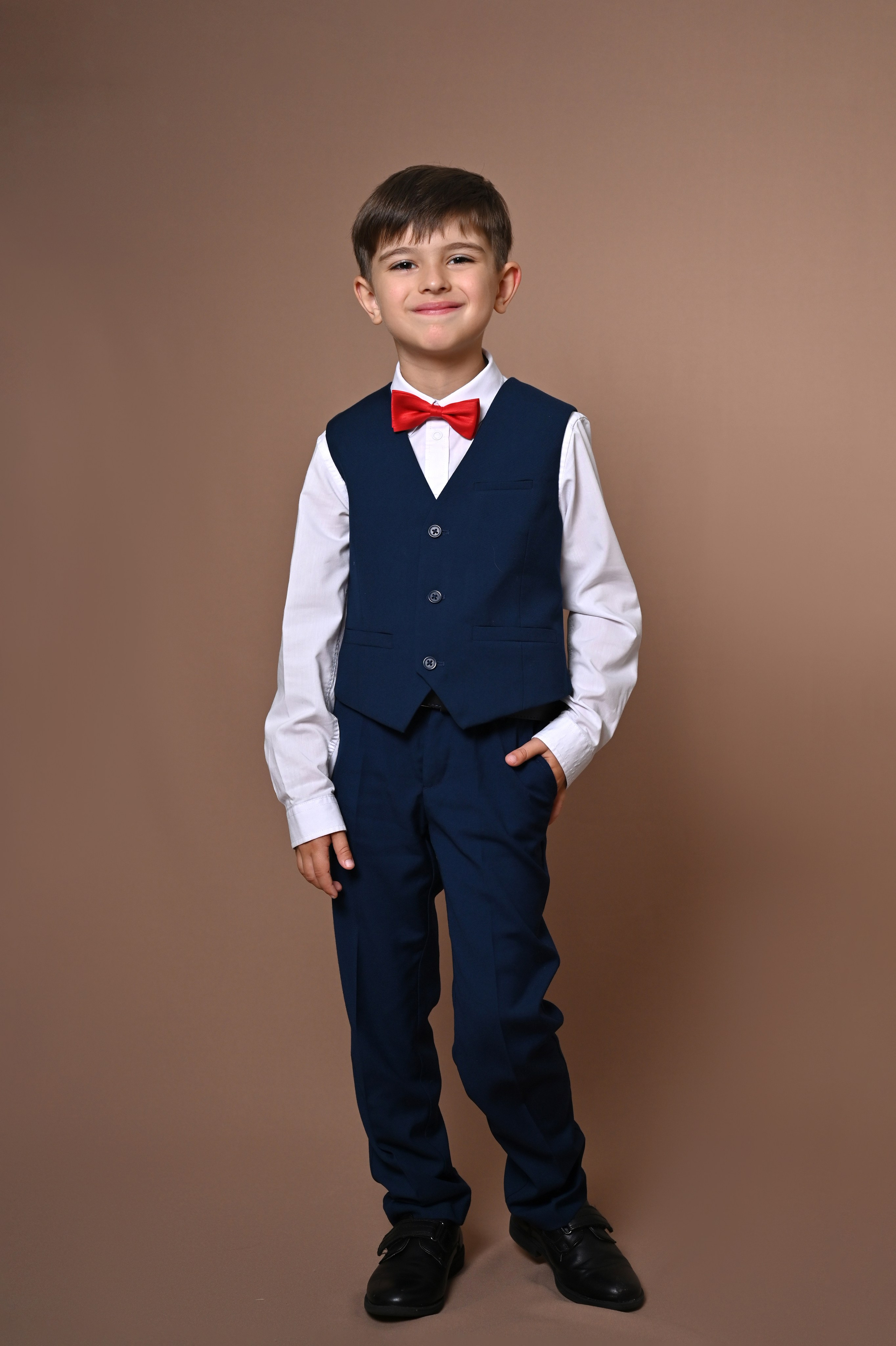 Школьные выпускные альбомы в Ростове-на-Дону. Школьный и семейный фотограф в Ростове-на-Дону