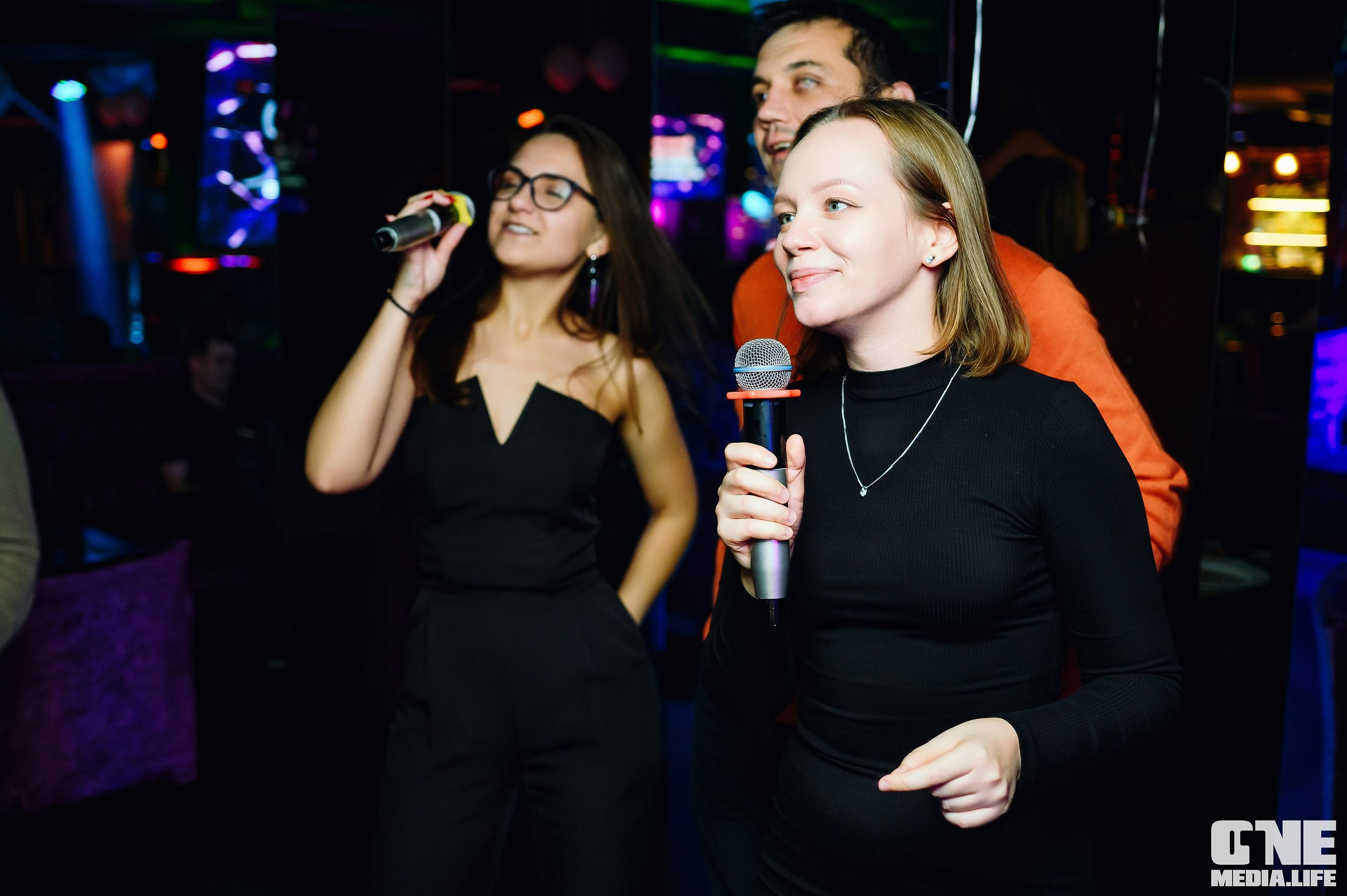 Фоторепортаж из караоке-клуба Эйфория. One Media Life: фоторепортажи, фотоотчеты с мероприятий и заведений