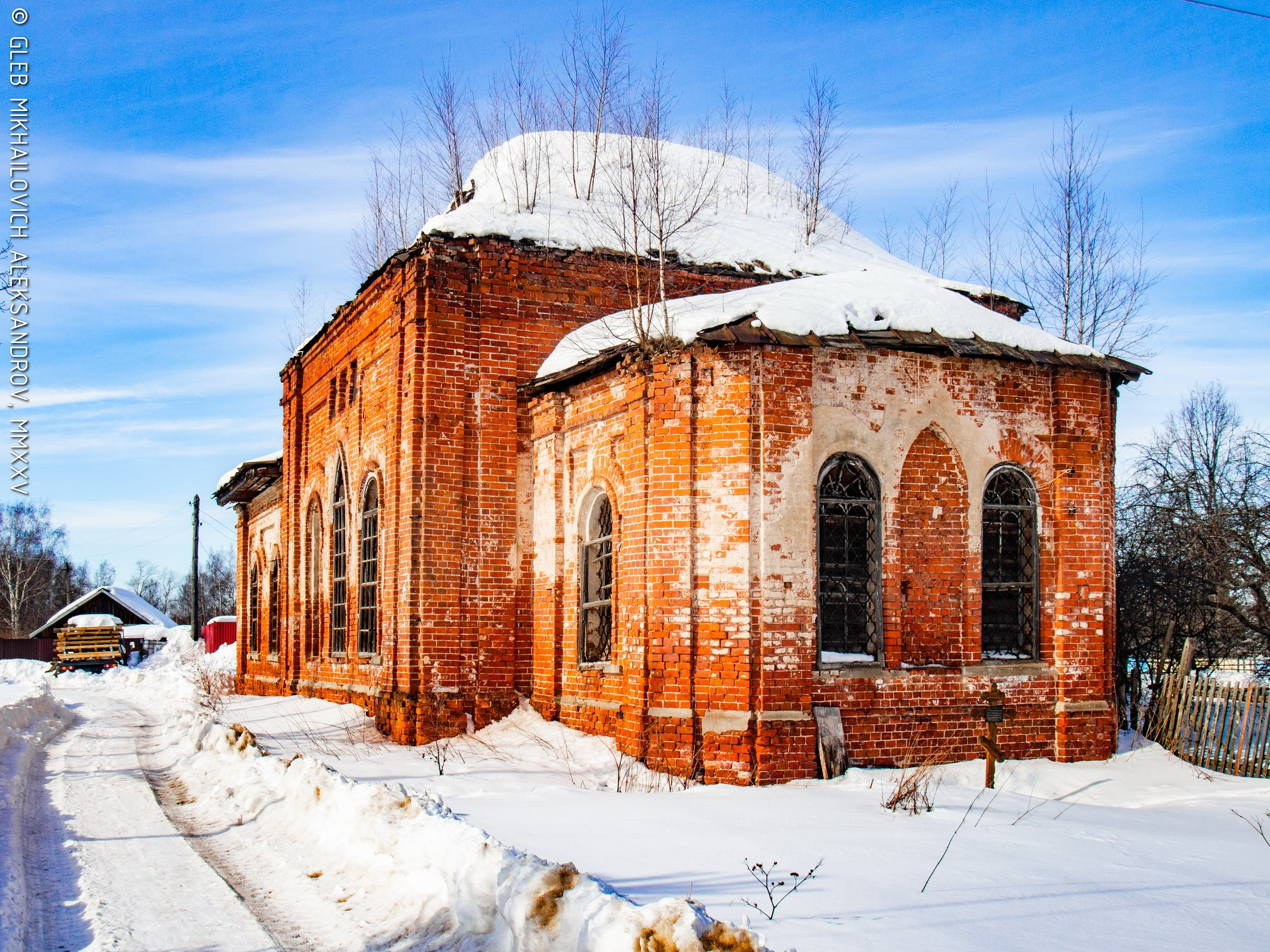 Великое. Храм Тихвинской иконы Божией Матери. Зодчество