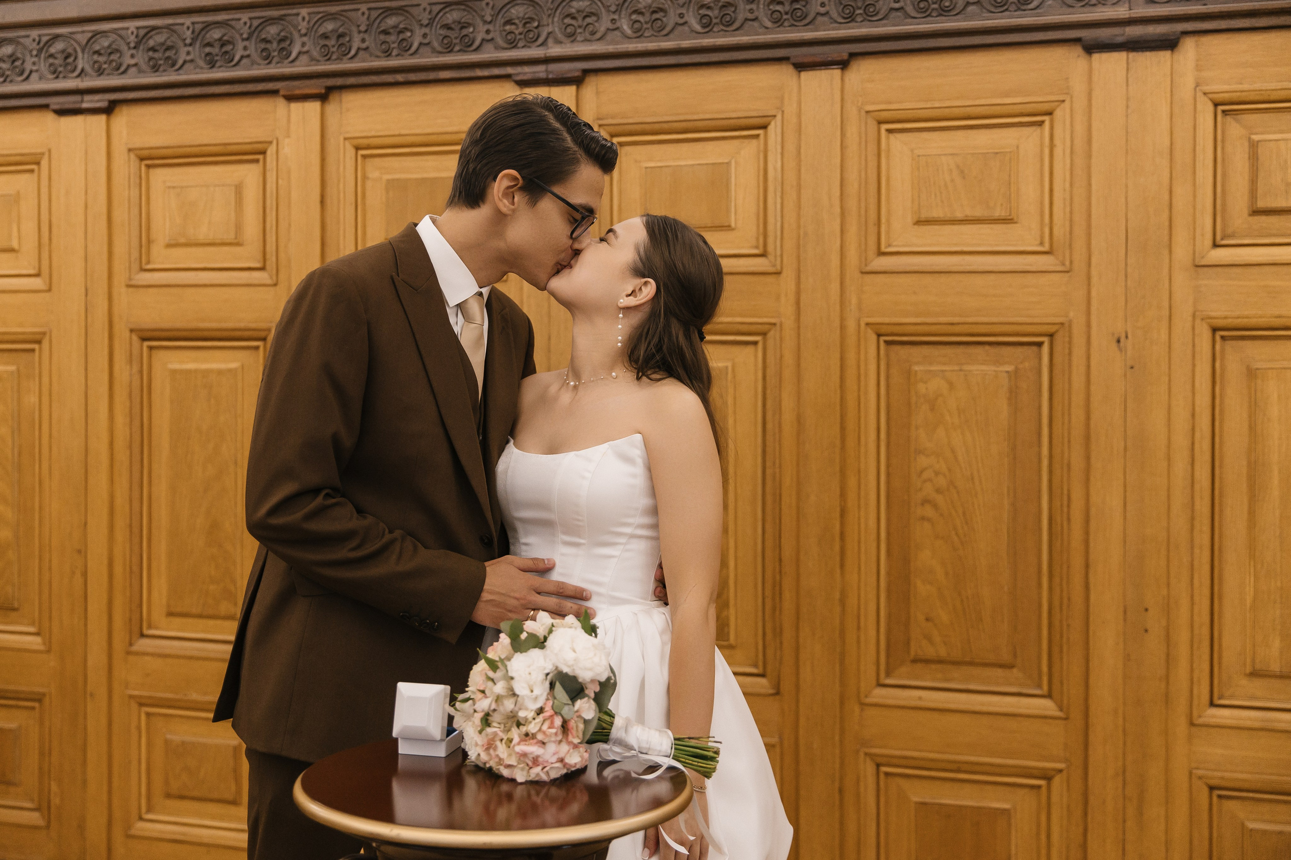 Регистрация брака в Грибоедовском ЗАГСе. Фотограф и видеограф Анна Домашенко