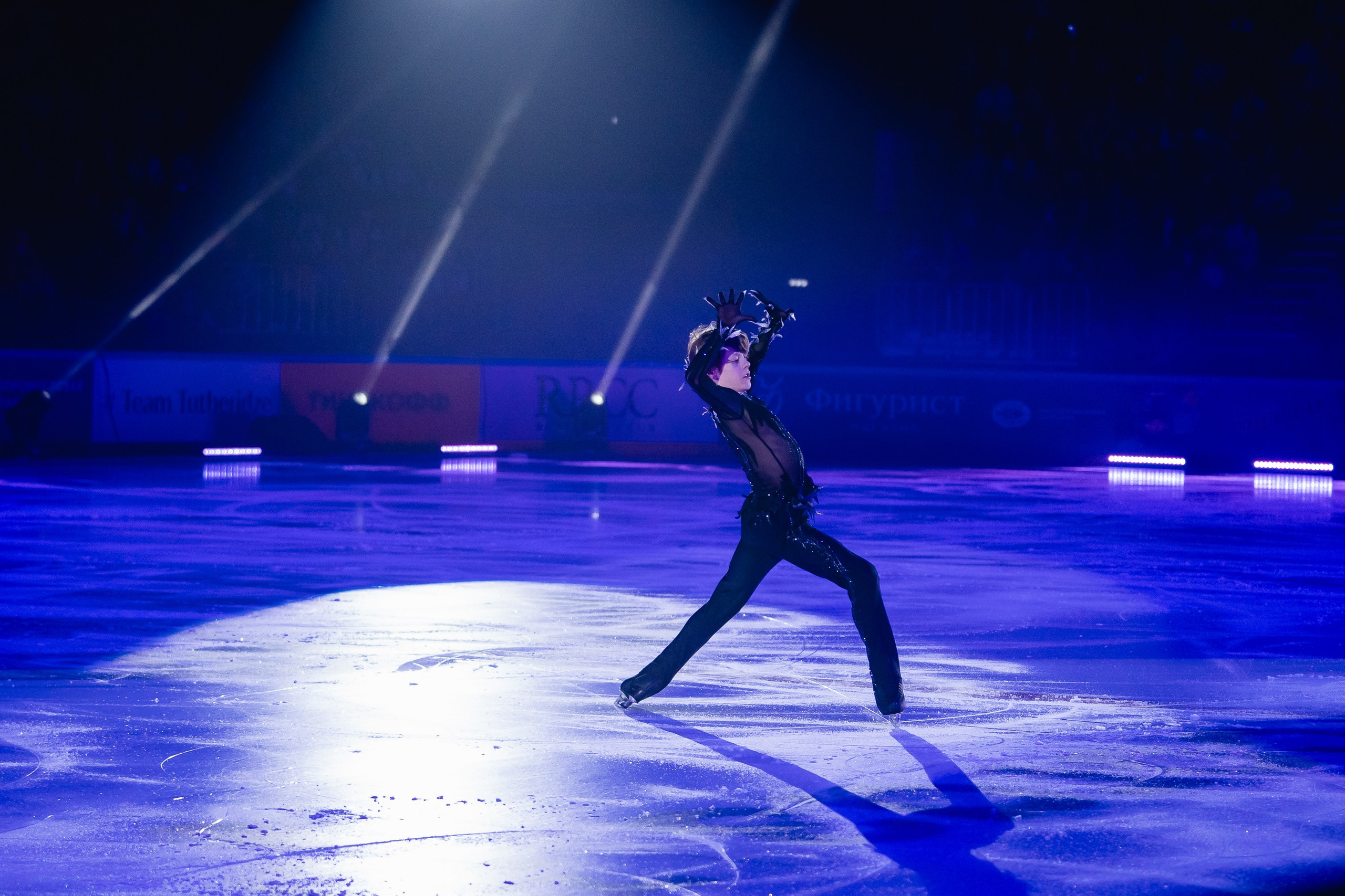 Шоу «Чемпионы на льду» в Новосибирске. Воробьева Ксения — Спортивный и танцевальный фотограф Новосибирск