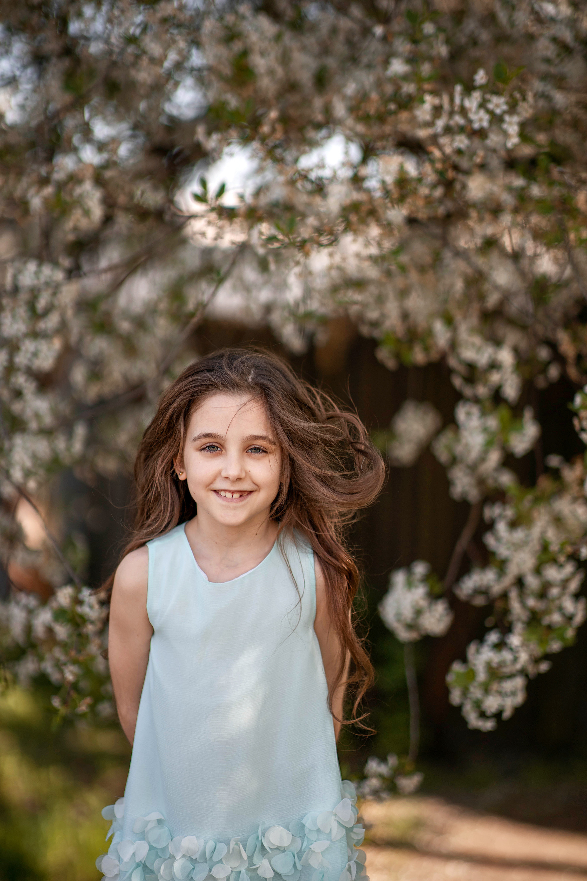 Цветение, фото в цветении, девочка, эмоции, весна, платье, фотограф, детский фотограф