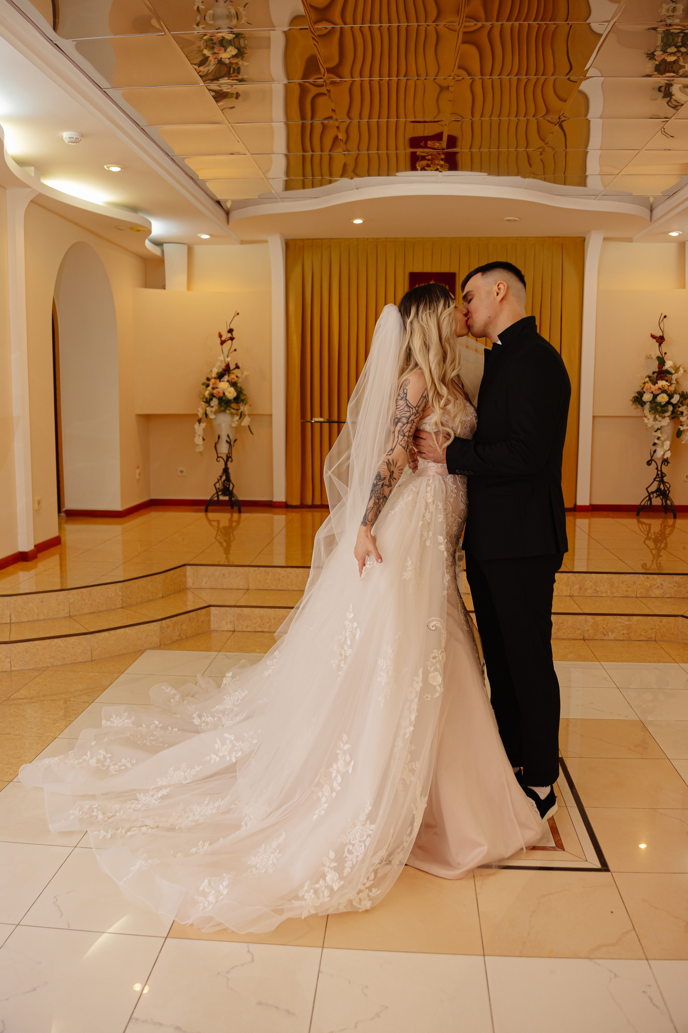 свадебная фотосессия в горячем ключе , свадебный фотограф в горячем ключе, фотограф горячий ключ