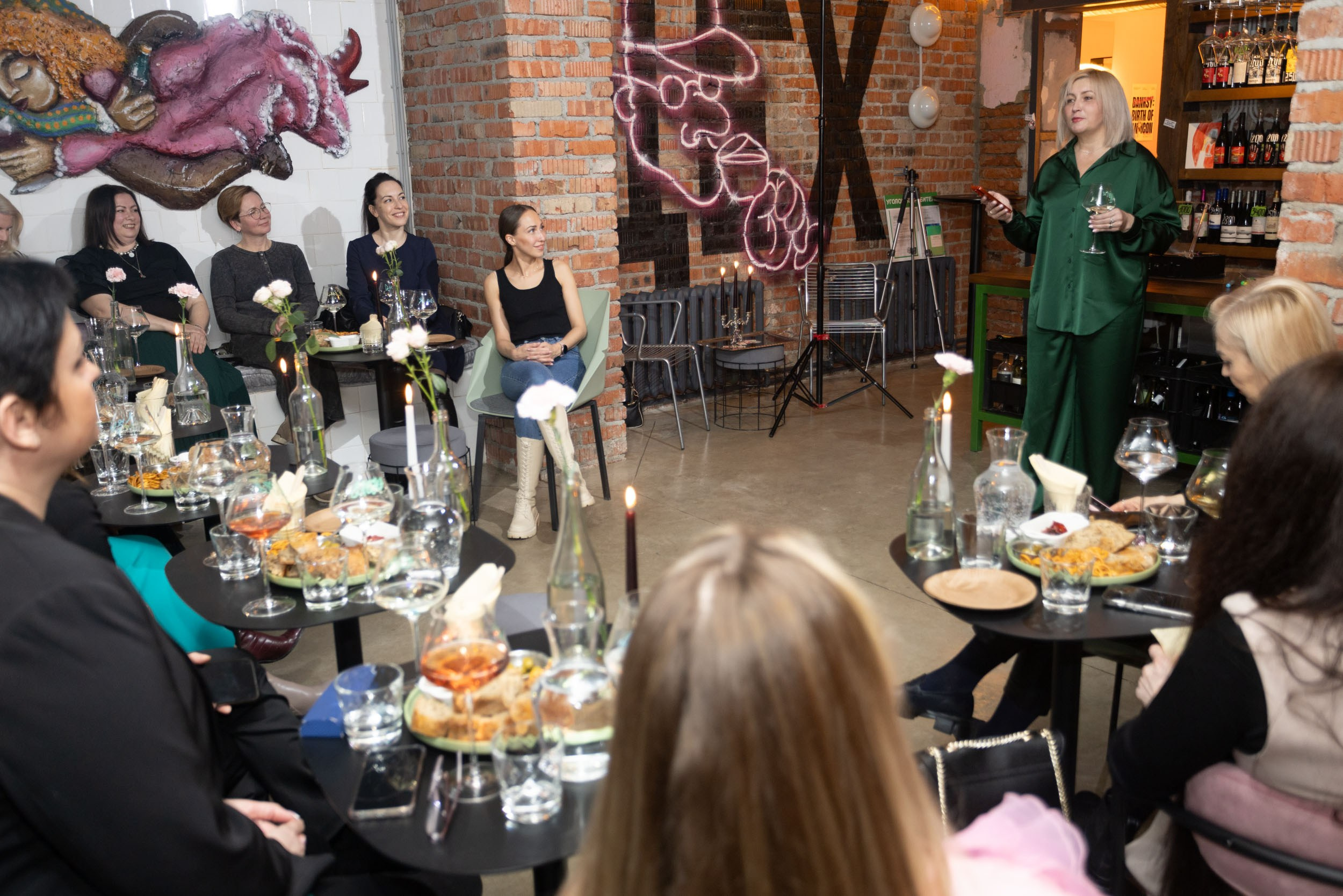 Поэтический вечер в Клубе «+1»