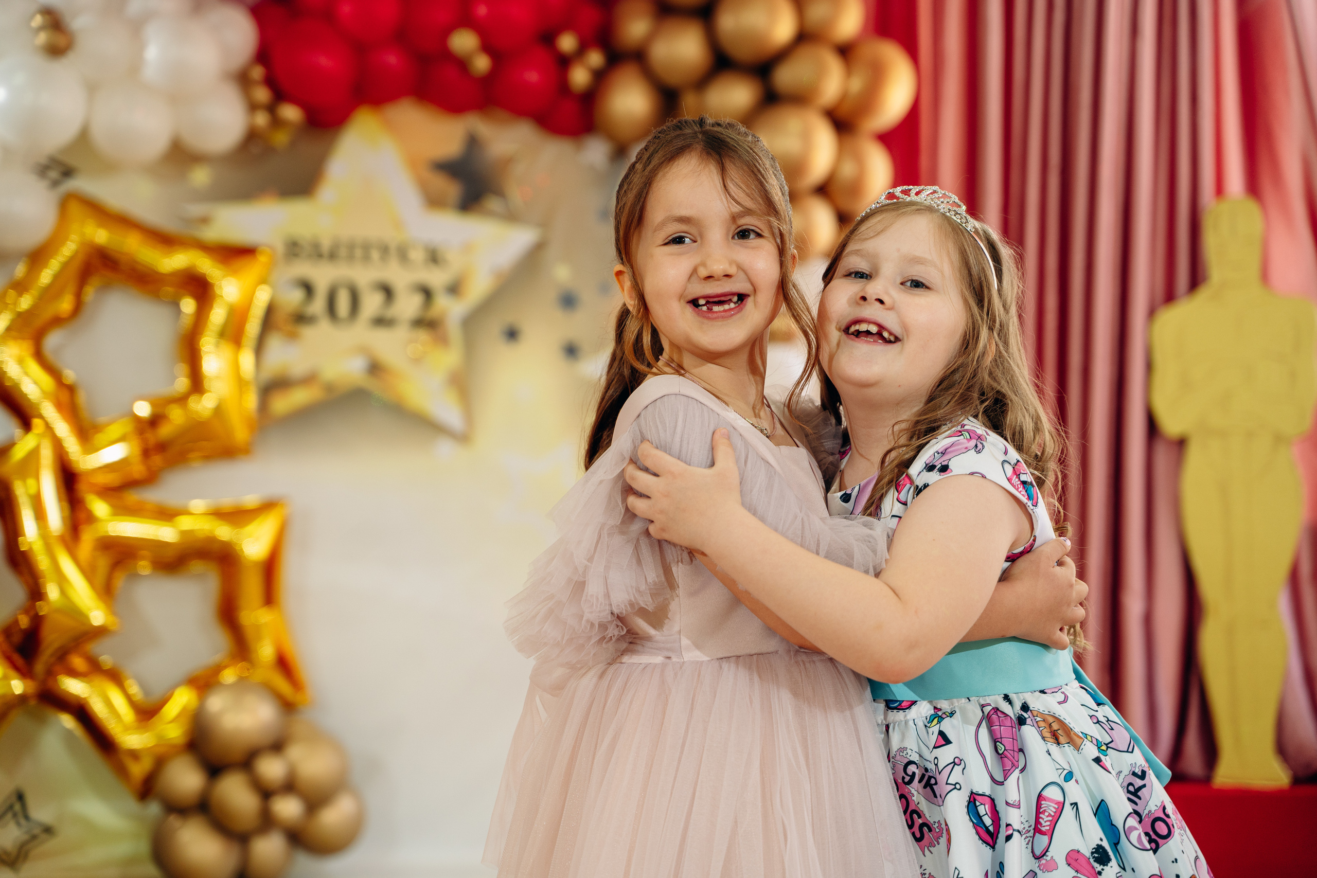 Выпускной в детском саду. Выпускные альбомы для детского сада и школы в Красноярске Мария Русяев