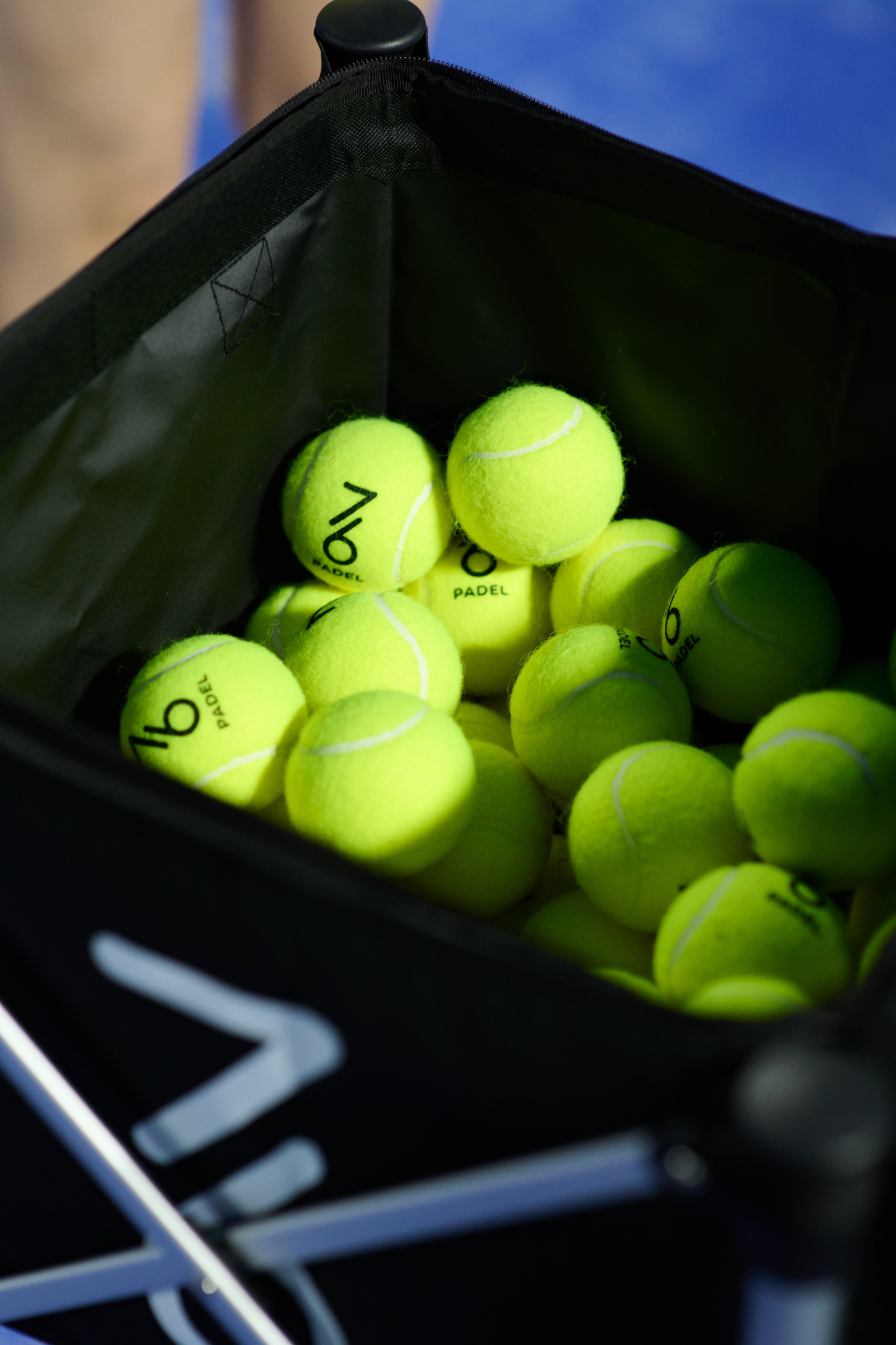 Фотосессия моделей в падл-клубе. Репортажный и семейный фотограф — Шелихов Сергей