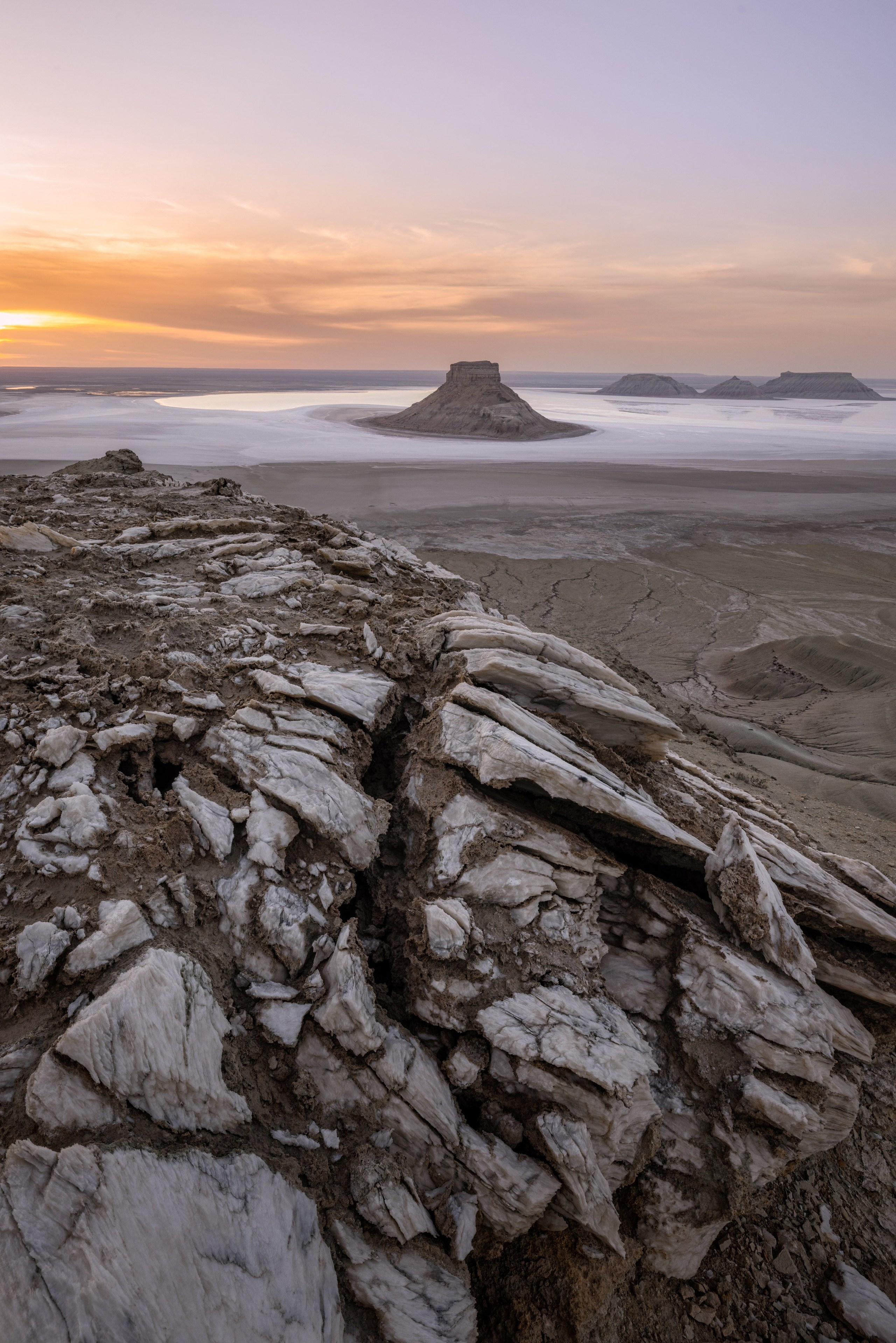 Экспедиция в Мангистау. Казахстан (28.03 — 11.04.25). Фотограф Константин Шамин
