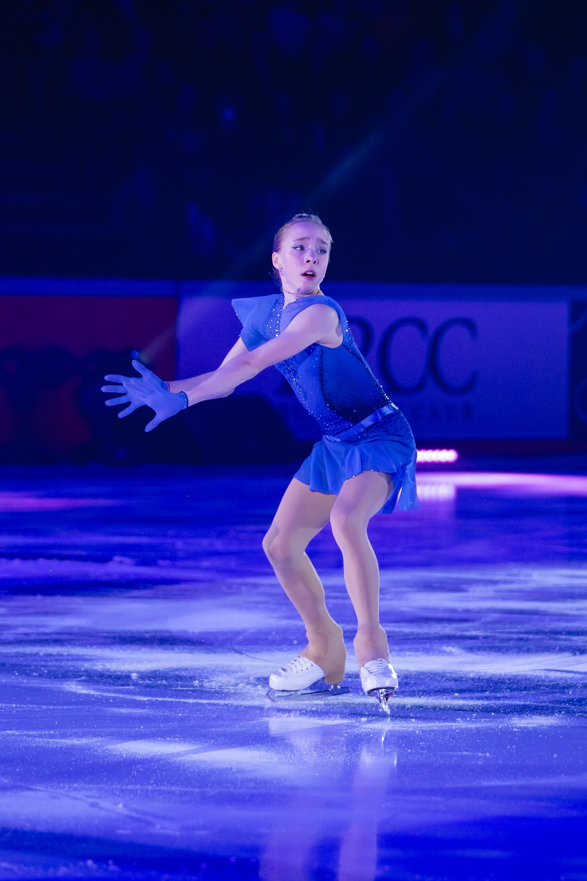 Шоу «Чемпионы на льду» в Новосибирске. Воробьева Ксения — Спортивный и танцевальный фотограф Новосибирск