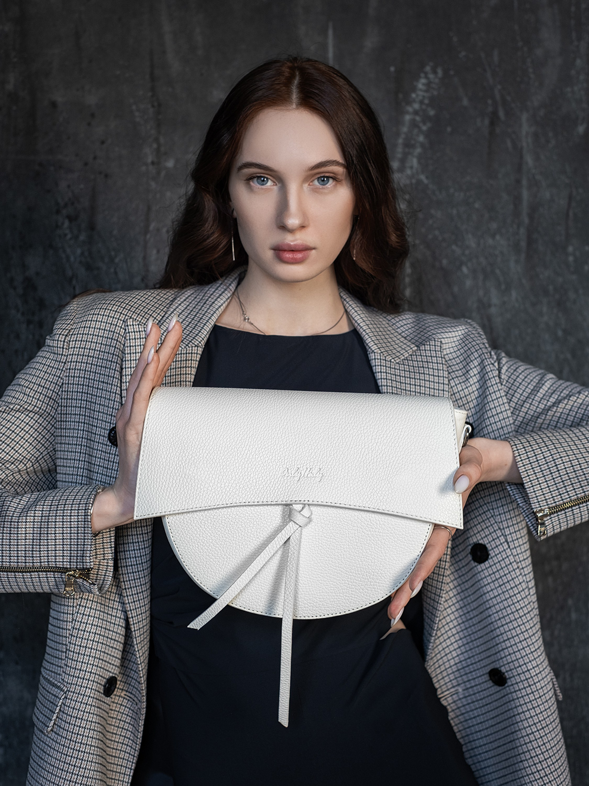 Предметная съёмка цена в Симферополе. Предметный фотограф в Симферополе Антон Катунин