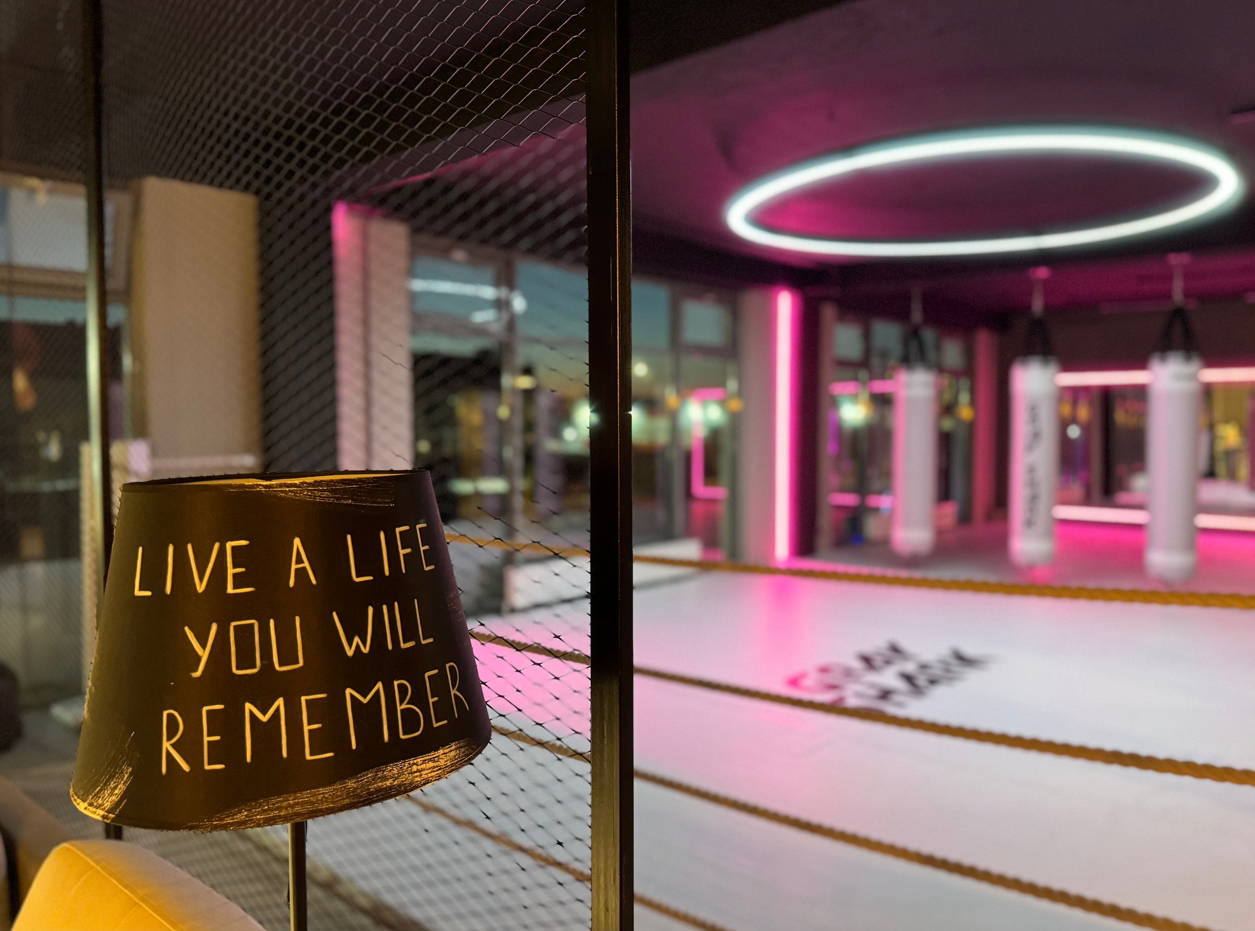 ФМР. Тренировки по боксу для девушек и женщин — Gray Shark Studio