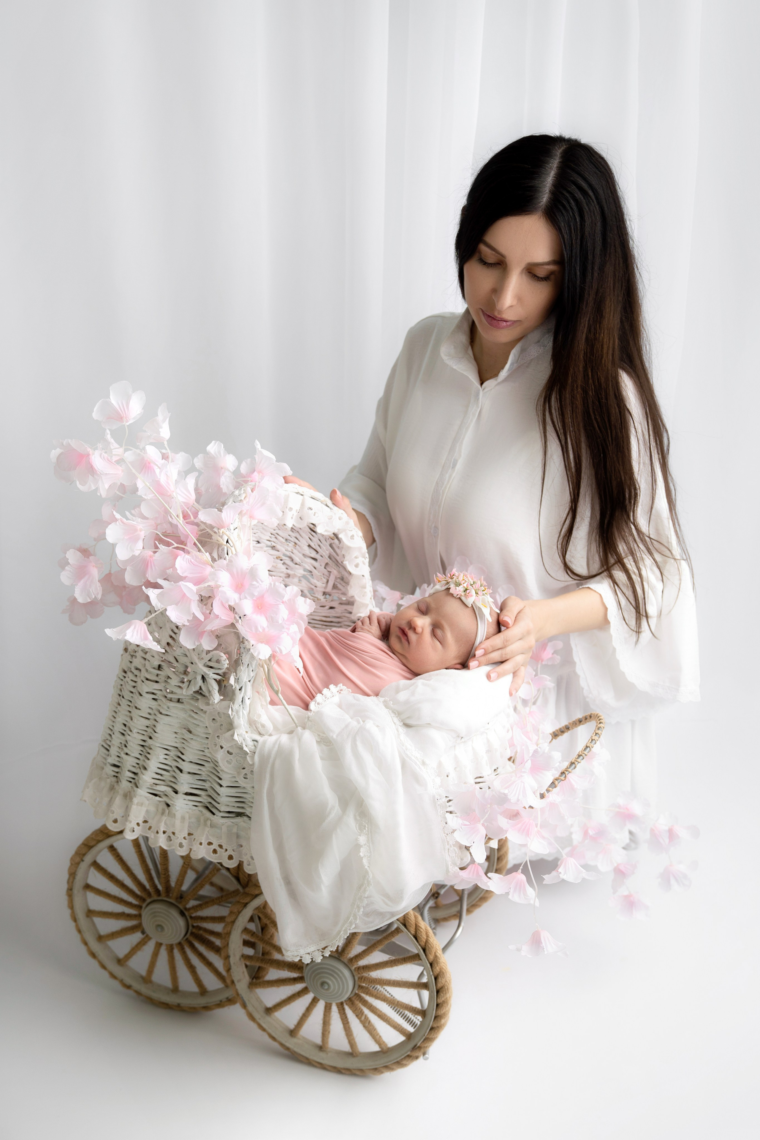 Фотосессия новорожденного (newborn). Фотограф новорожденных, детей до года и беременных в Симферополе