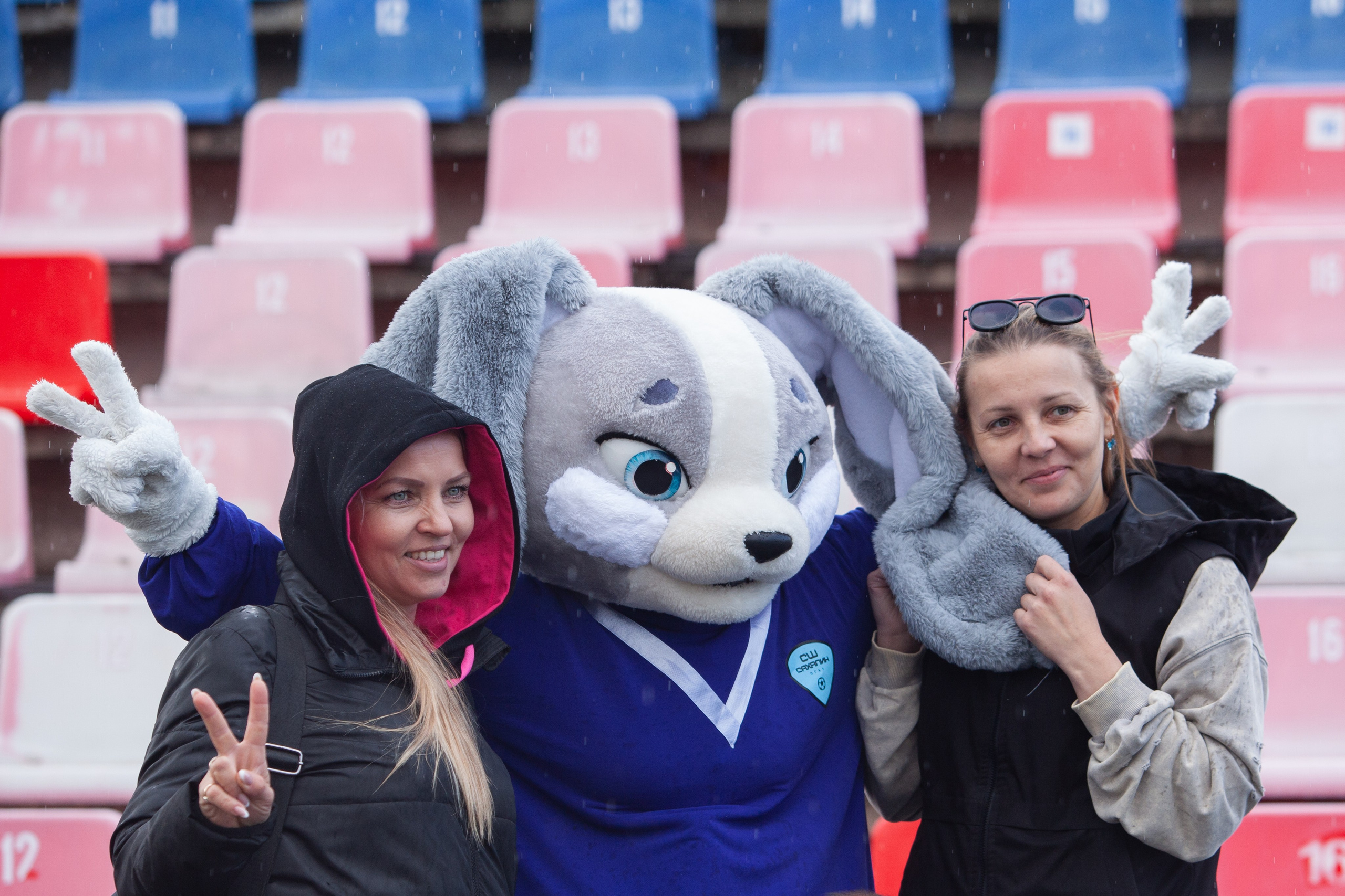 Матч юношеской футбольной лиги между командами СШ «Сахалин» и «СШОР № 1» (Комсомольск-на-Амуре). Кутузов Евгений Фотограф в Южно-Сахалинске