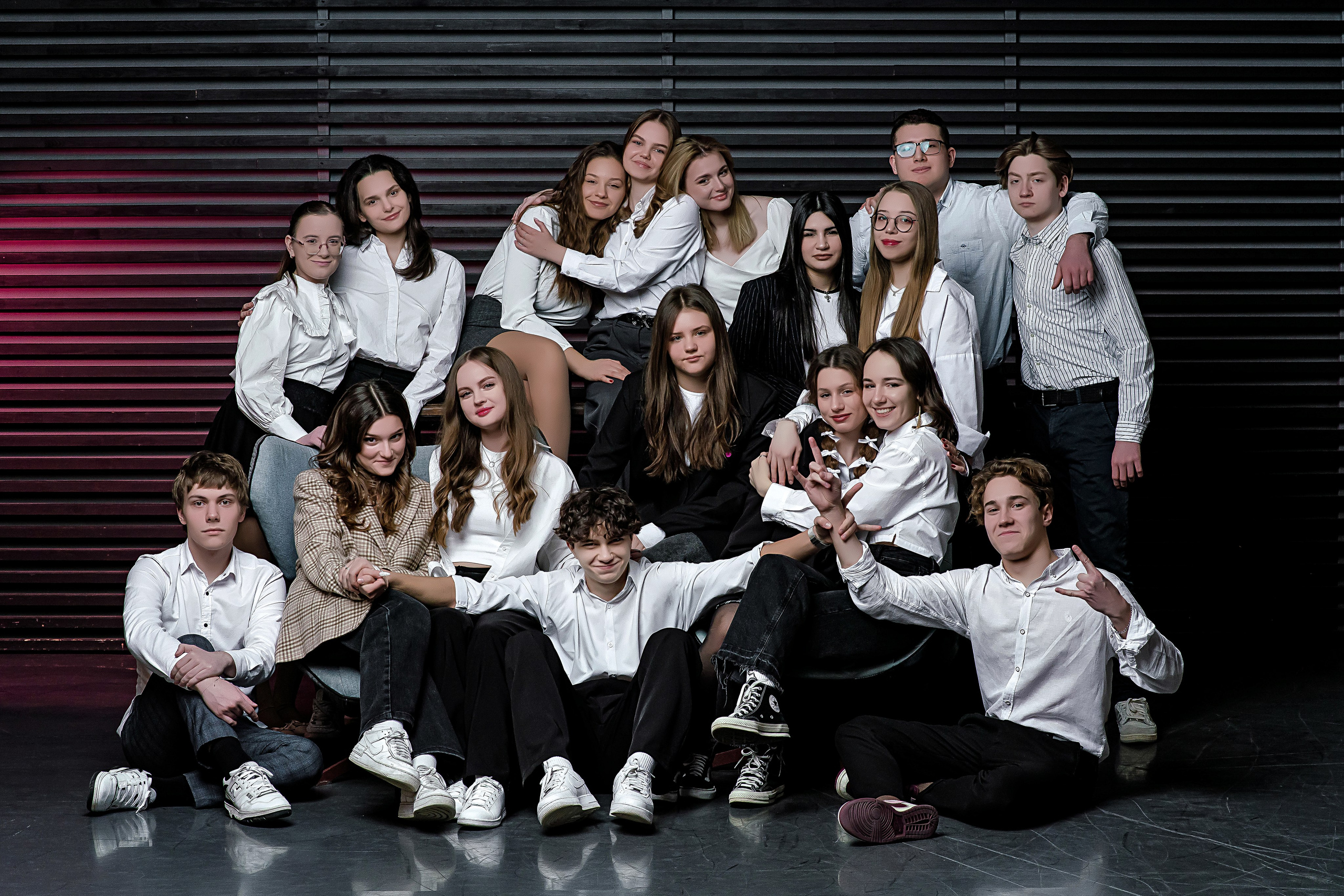 Гимназия № 14 Ростов-на-Дону. Современные Выпускные Альбомы в Ростове-на-Дону