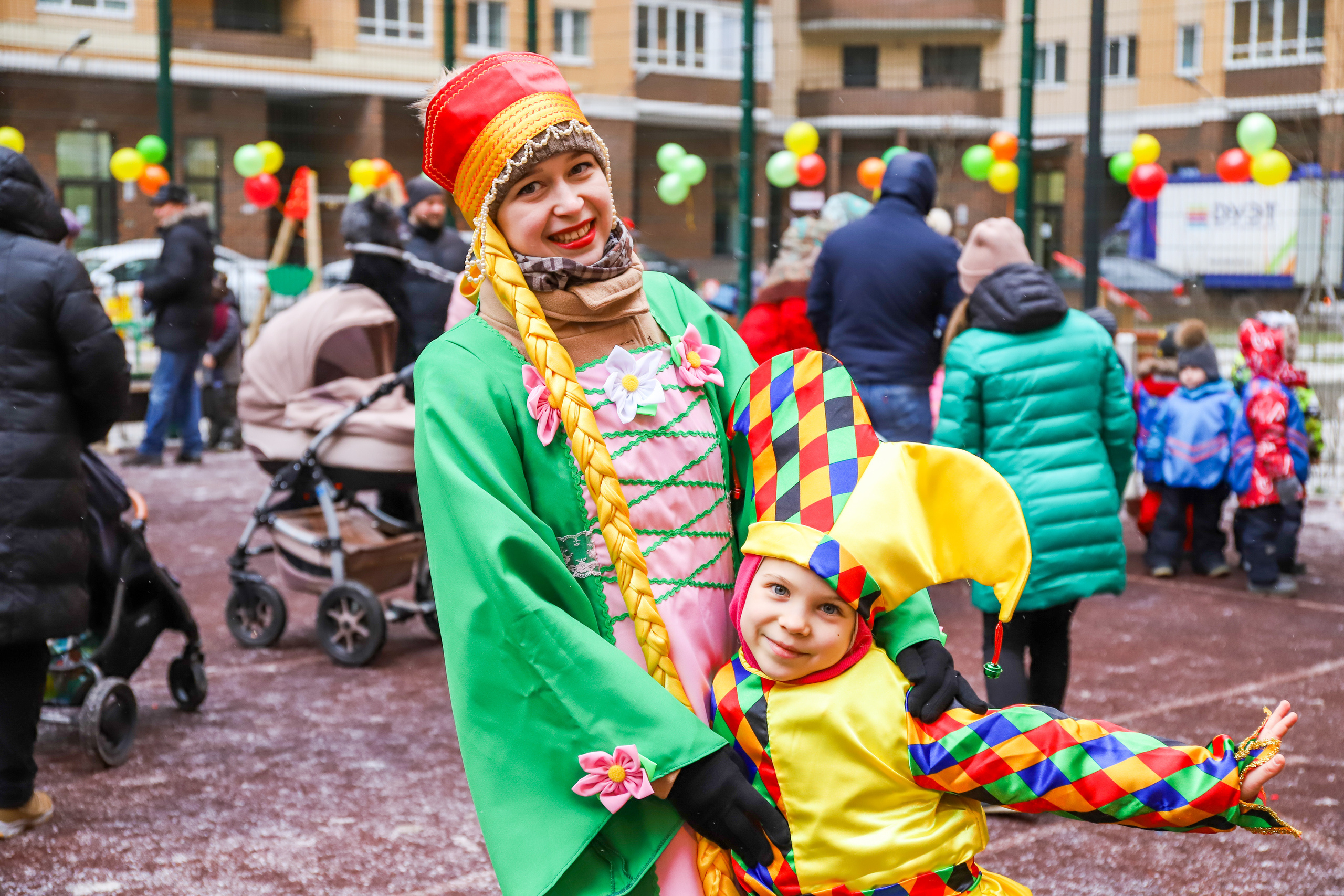Масленица в английском детском саду Sun School. Фотограф в Санкт-Петербурге Наталья Брилькова