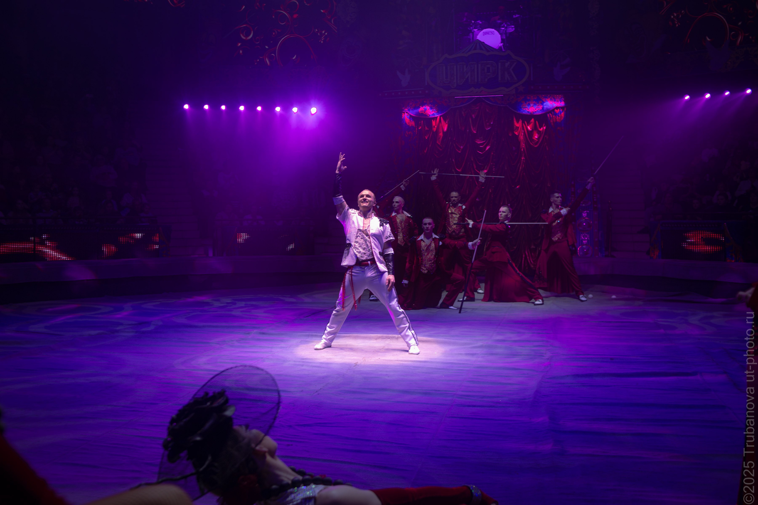 Сегодня все разговоры, что о цирке Продюсерский центр «Королевский цирк Гии Эрадзе»…. Юлия Трубанова, репортаж Симферополь, Крым