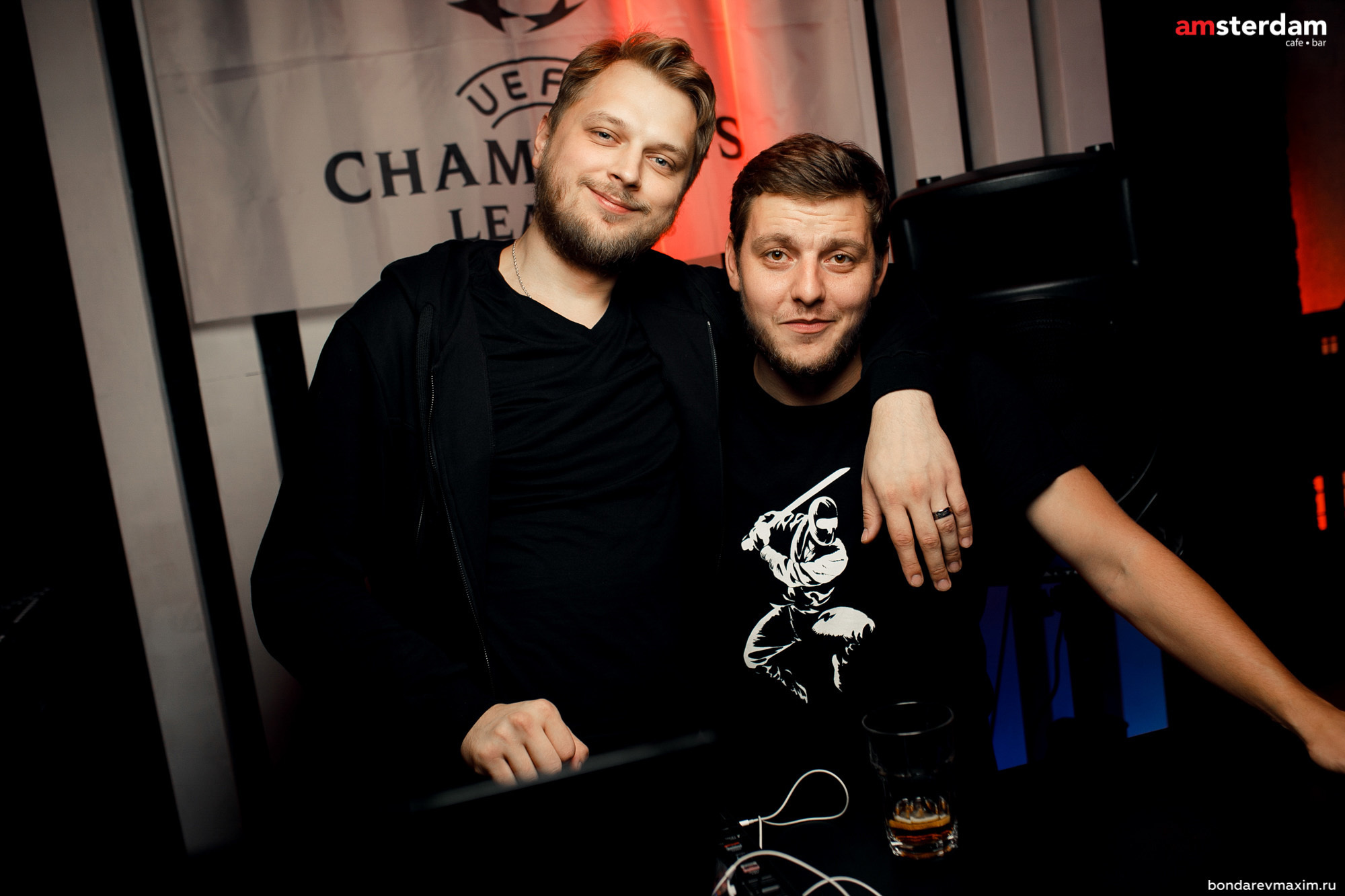 Фото отчет из Кафе-бар «Амстердам» 2020 08 22. Максим Бондарев, коммерческий фотограф для бизнеса | Курск