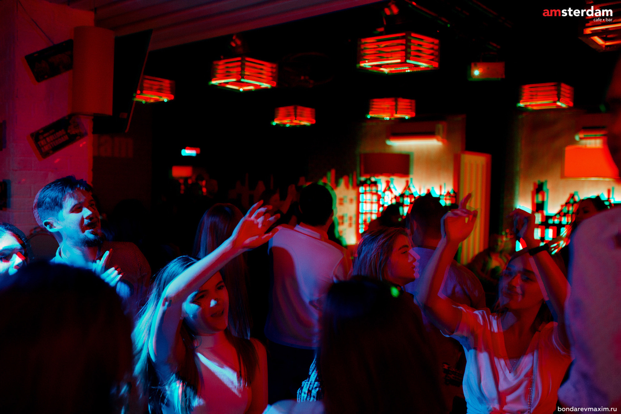 Фото отчет из Кафе-бар «Амстердам» 2020 08 22. Максим Бондарев, коммерческий фотограф для бизнеса | Курск