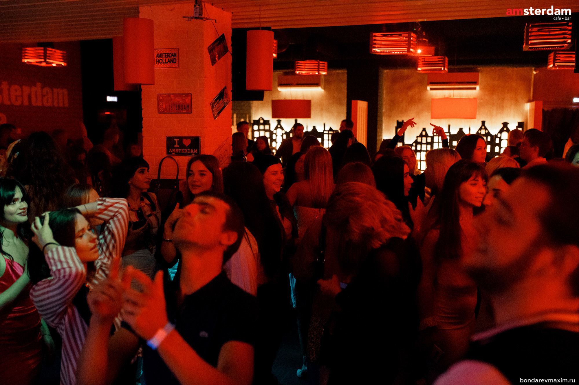 Фото отчет из Кафе-бар «Амстердам» 2020 08 22. Максим Бондарев, коммерческий фотограф для бизнеса | Курск