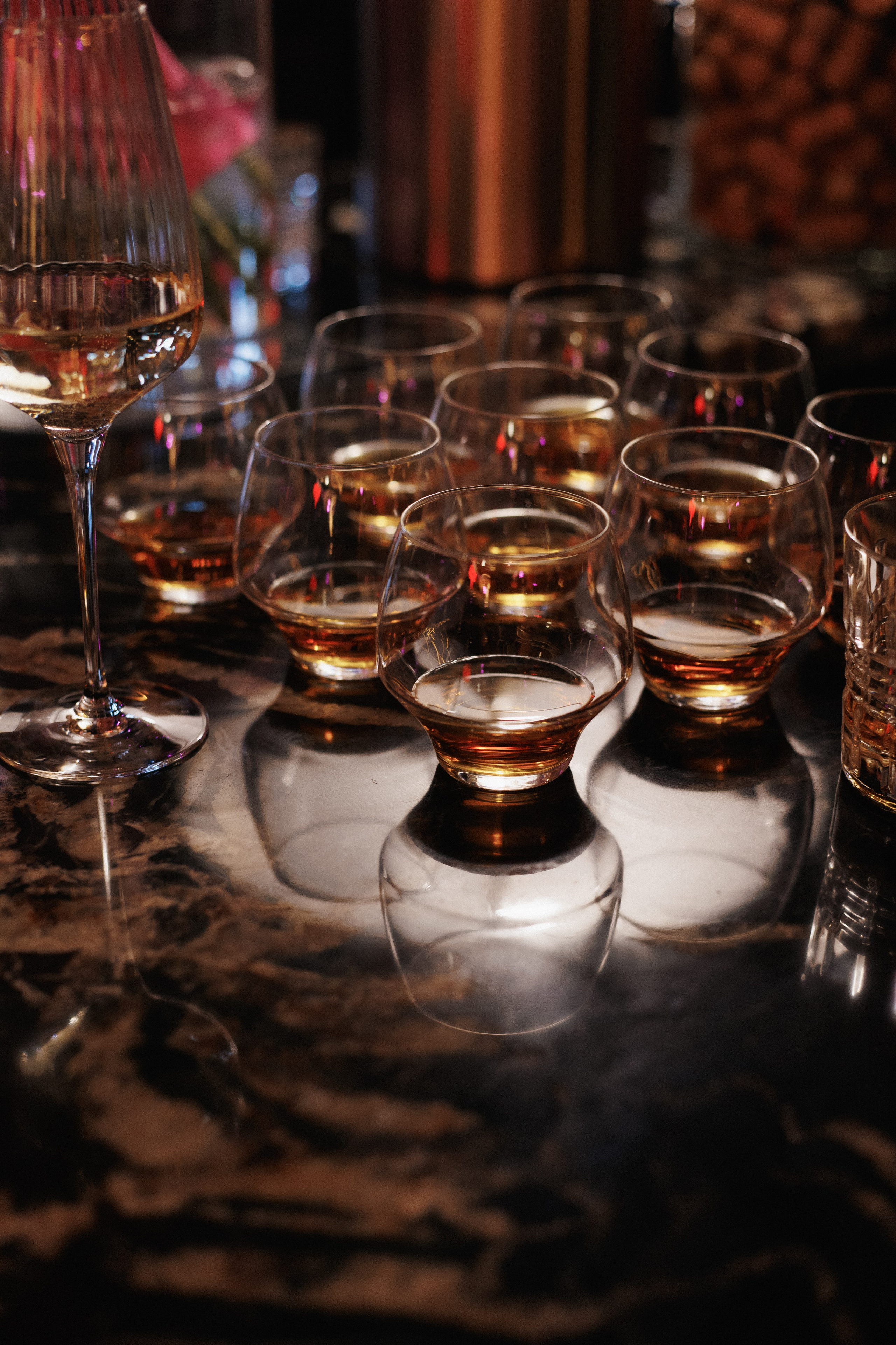 B.DAY PARTY ЖУРНАЛА •G. СВОИ. ФОТООТЧЕТЫ-СОБЫТИЯ-МЕСТА