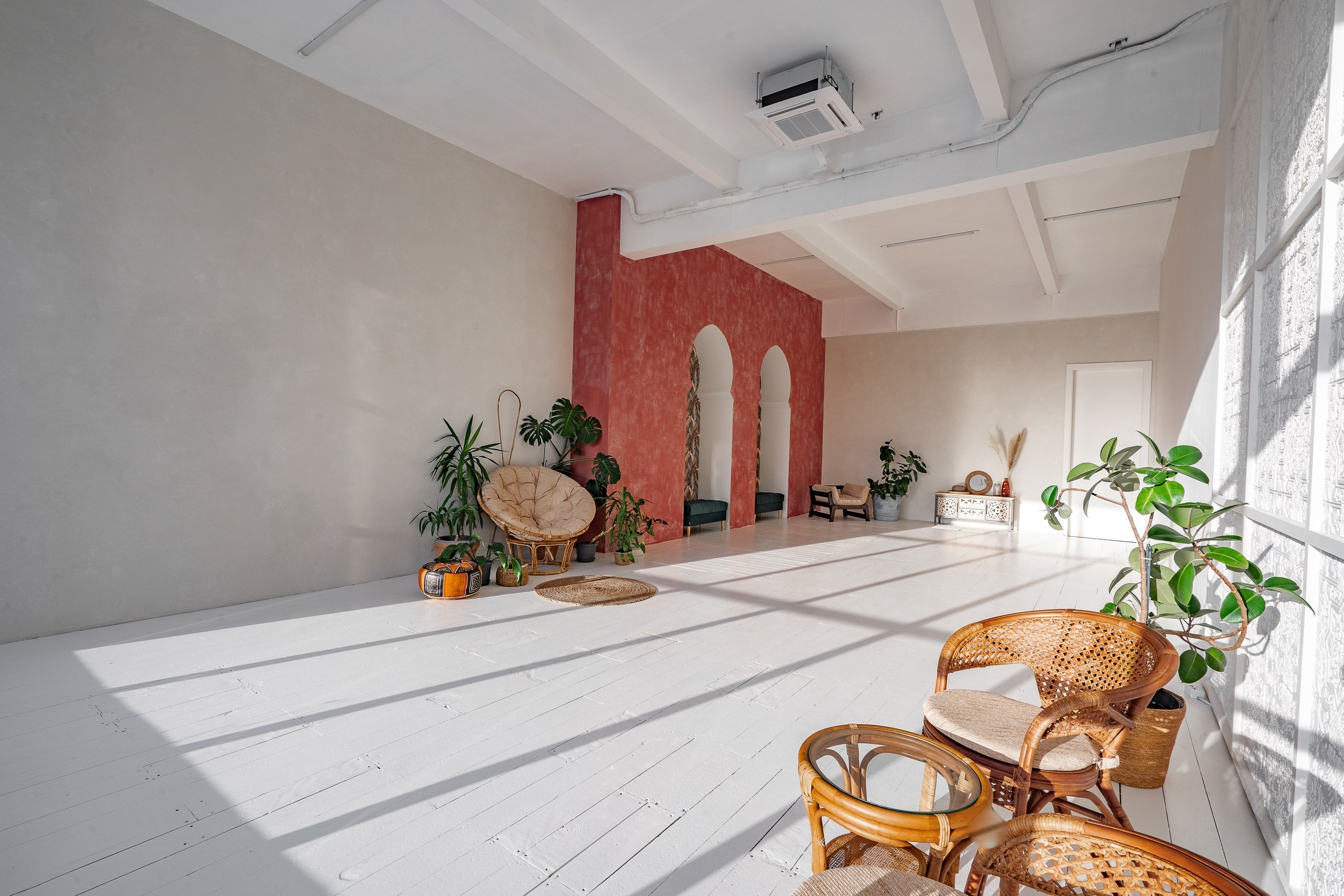 Студии для свадебной фотосессии. Свадебный и портретный фотограф в Новосибирске Любовь Исакова