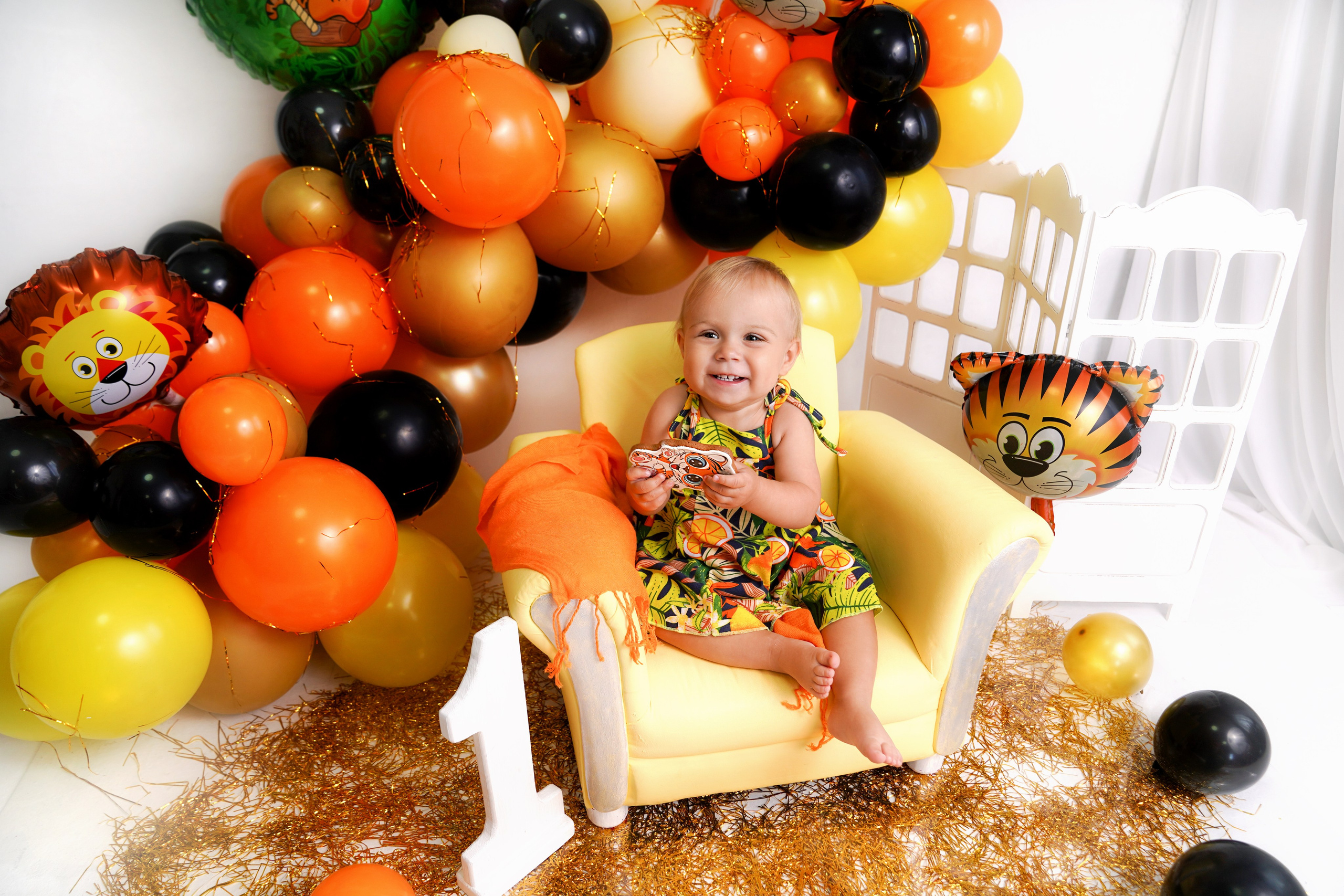 Фотосессия ГОДОВАСИЕ. Фотограф новорожденных, детей до года и беременных в Симферополе