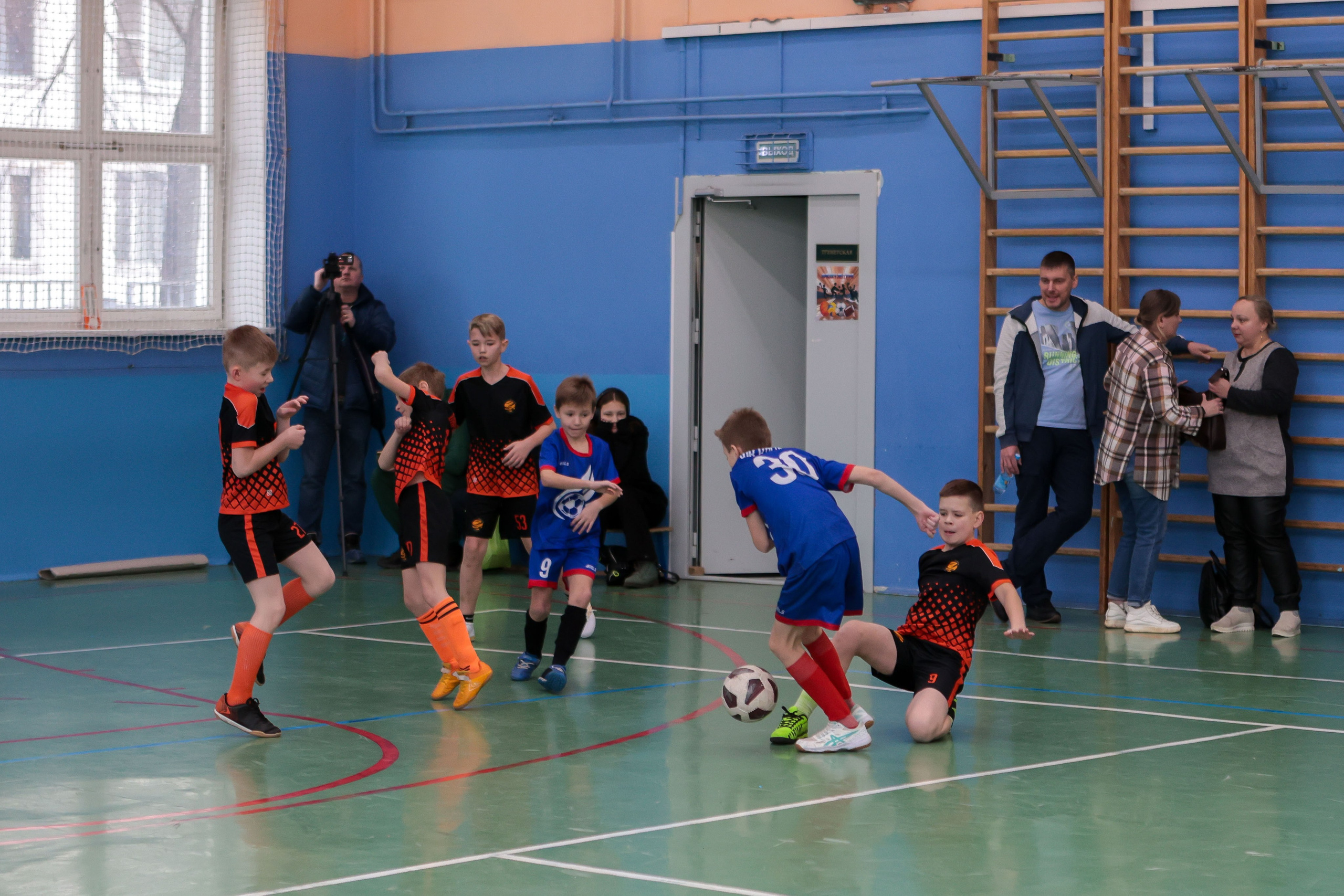 Футбол школа 429 14-15 год. Выпускные альбомы и школьный фотограф в Подольске, Троицке, Щербинке, Москве и Московской области