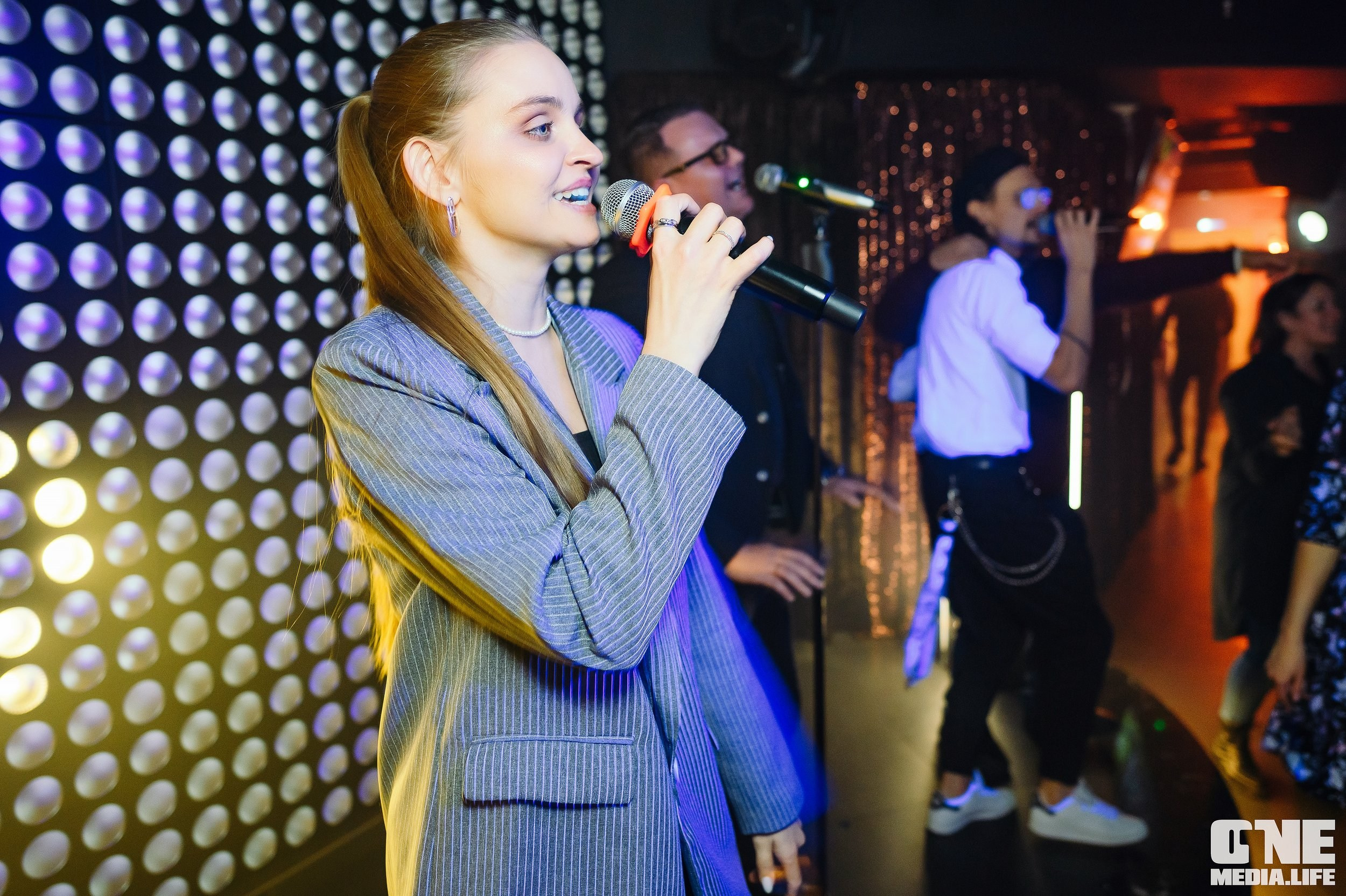 Фоторепортаж из караоке-клуба Эйфория. One Media Life: фоторепортажи, фотоотчеты с мероприятий и заведений