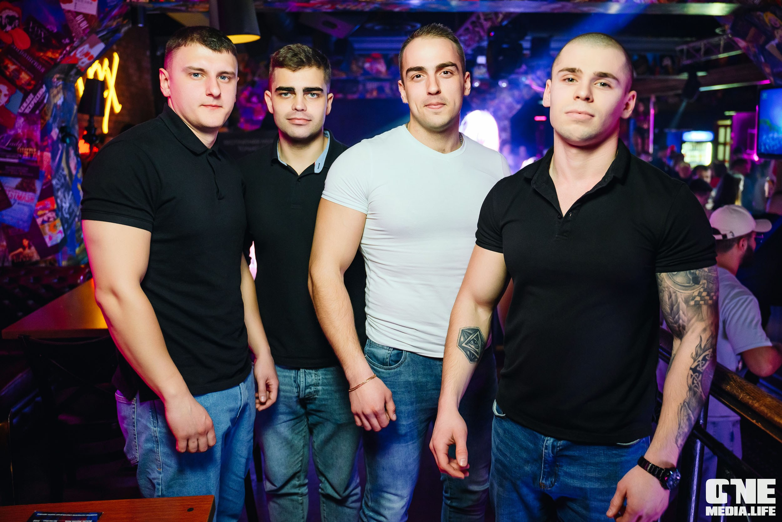 Фотоотчет из бара XxxX. One Media Life: фоторепортажи, фотоотчеты с мероприятий и заведений