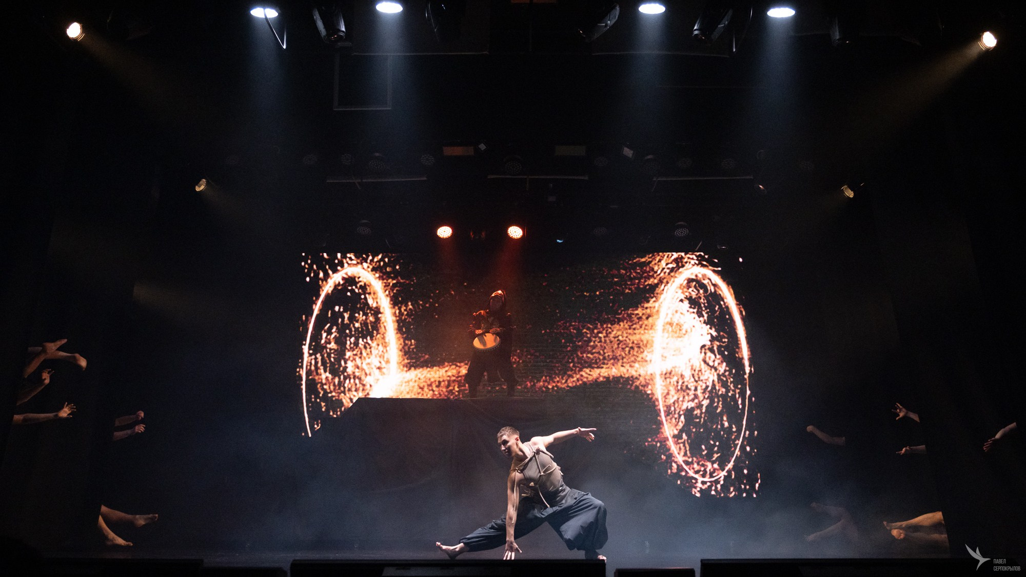 Пластический спектакль команды СЕВЕР «Голос ветра. Молчание мрамора». Репортажный фотограф в Казани Павел Серпокрылов