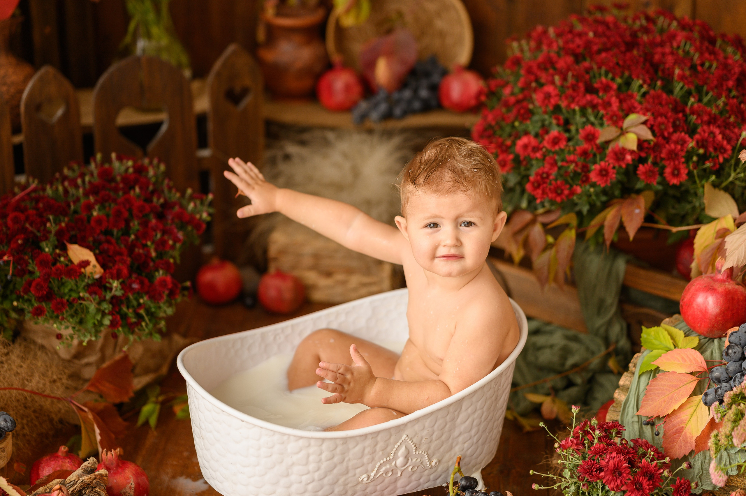 Коля и гранаты-виноград. Детский и семейный фотограф Ирина Гладких