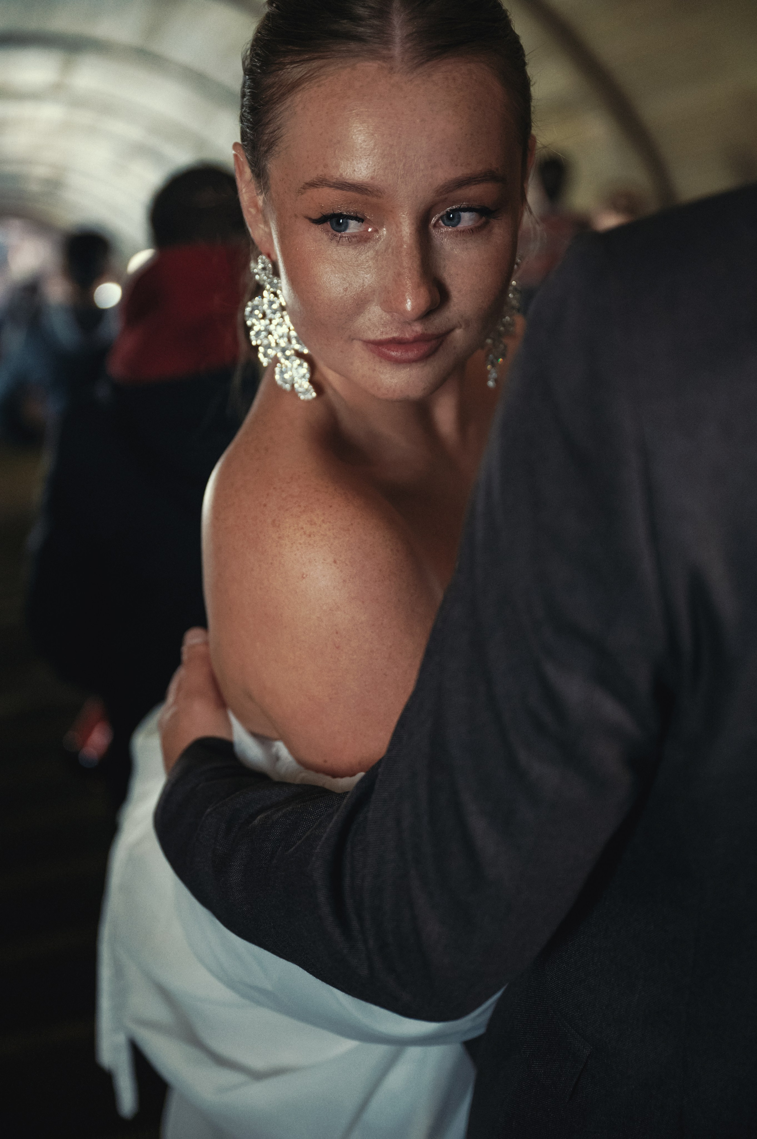 Фотосессия в метро. Свадебный и семейный фотограф Виктория Носачёва. Щелково, Москва и МО