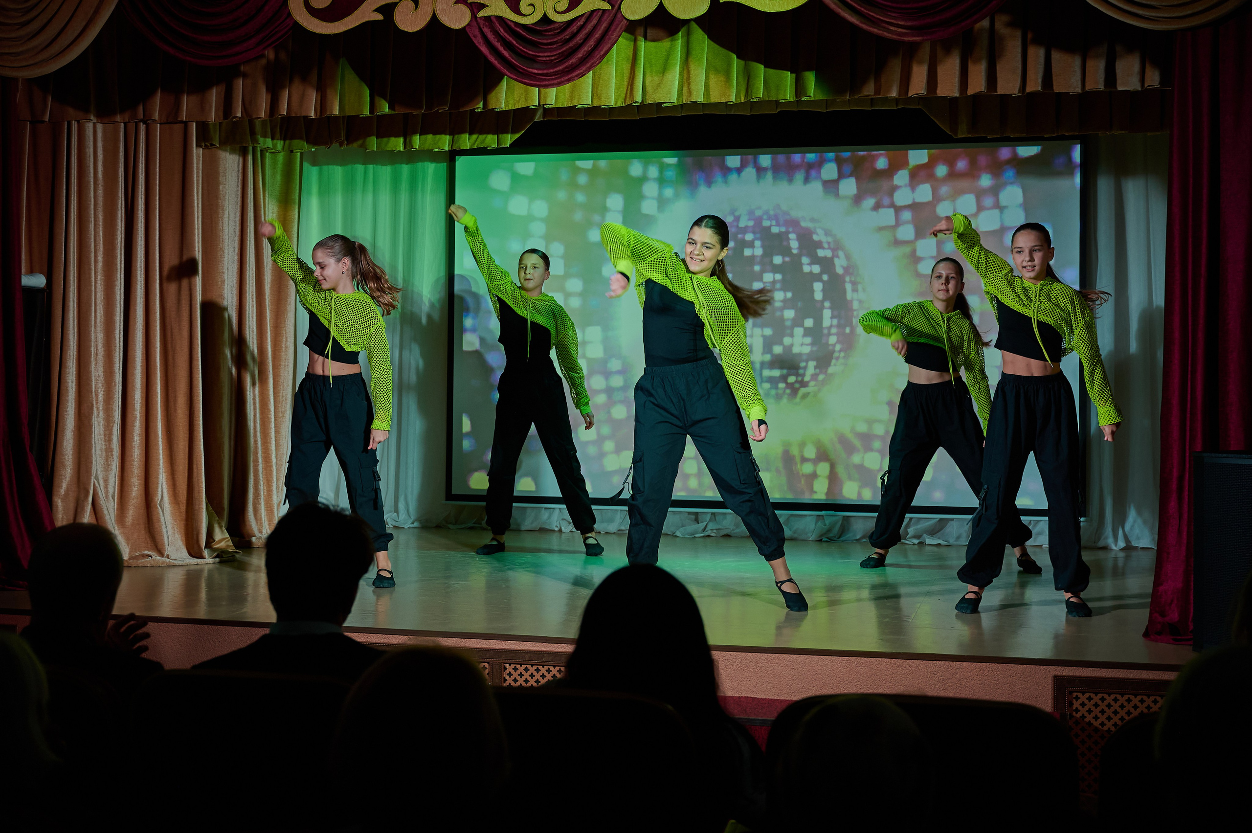 День матери ДК Виноградный. Жизнь курорта Кабардинка в фотографиях