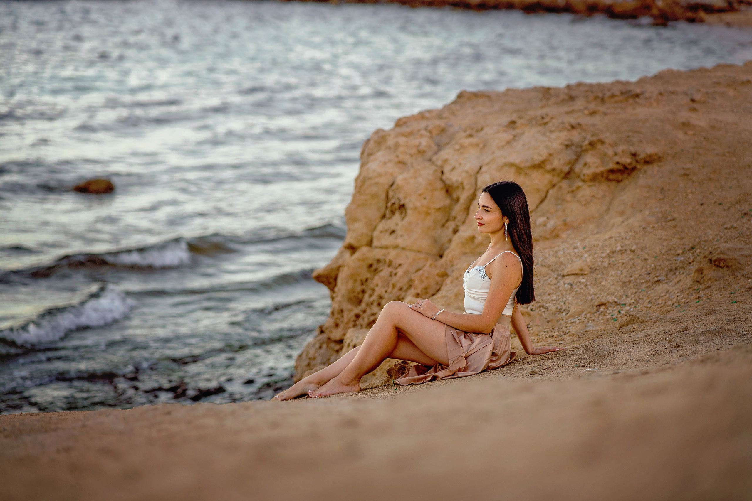 Фотосессия на диком пляже. Фотограф в Египте, Хургаде, Луксоре, Сафаге. Фотограф по всему миру