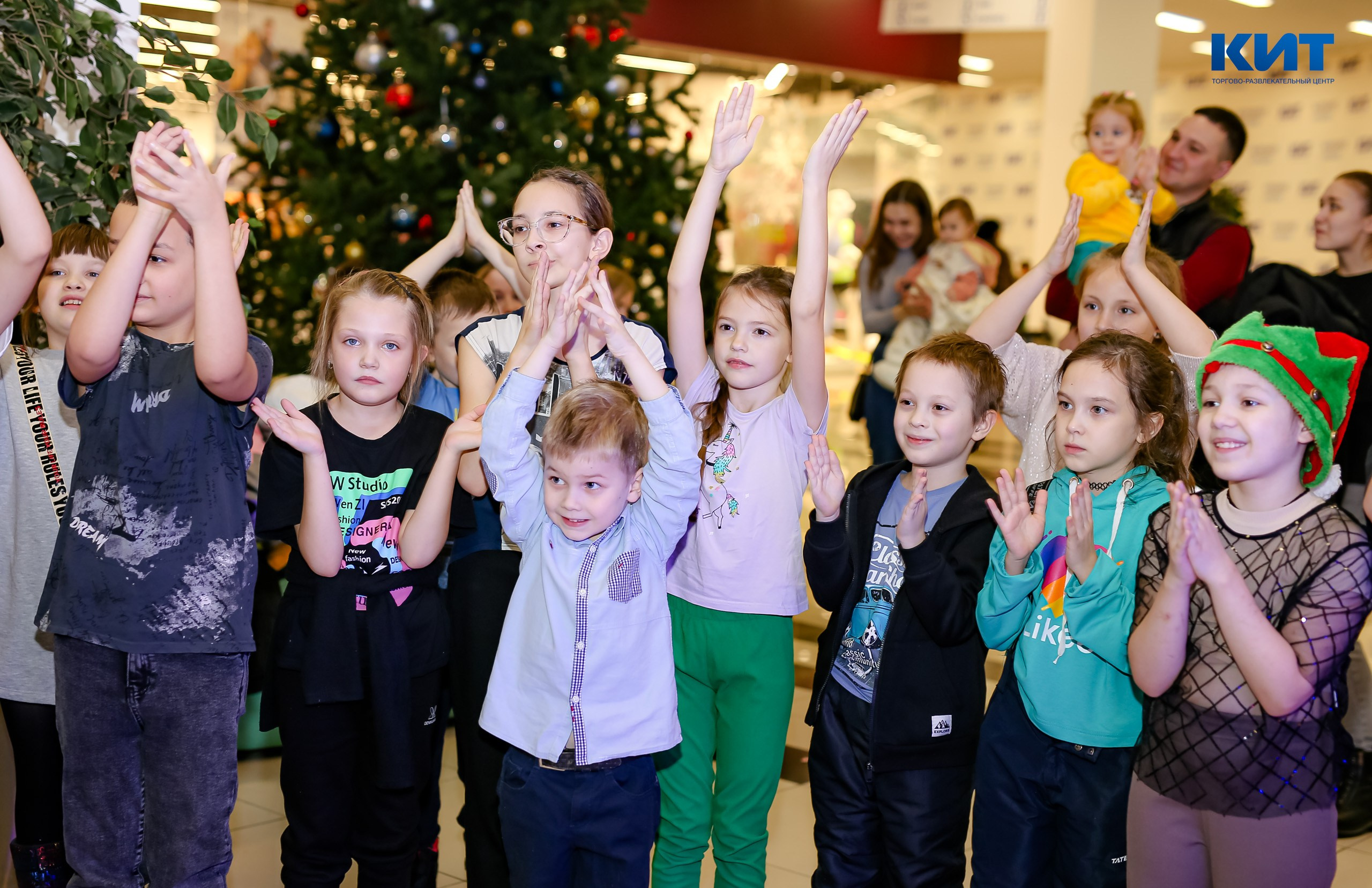 04.01 Утренник в Тц Кит. Команда специалистов в мире фотографии и видео. Детский фотограф, семейный фотограф