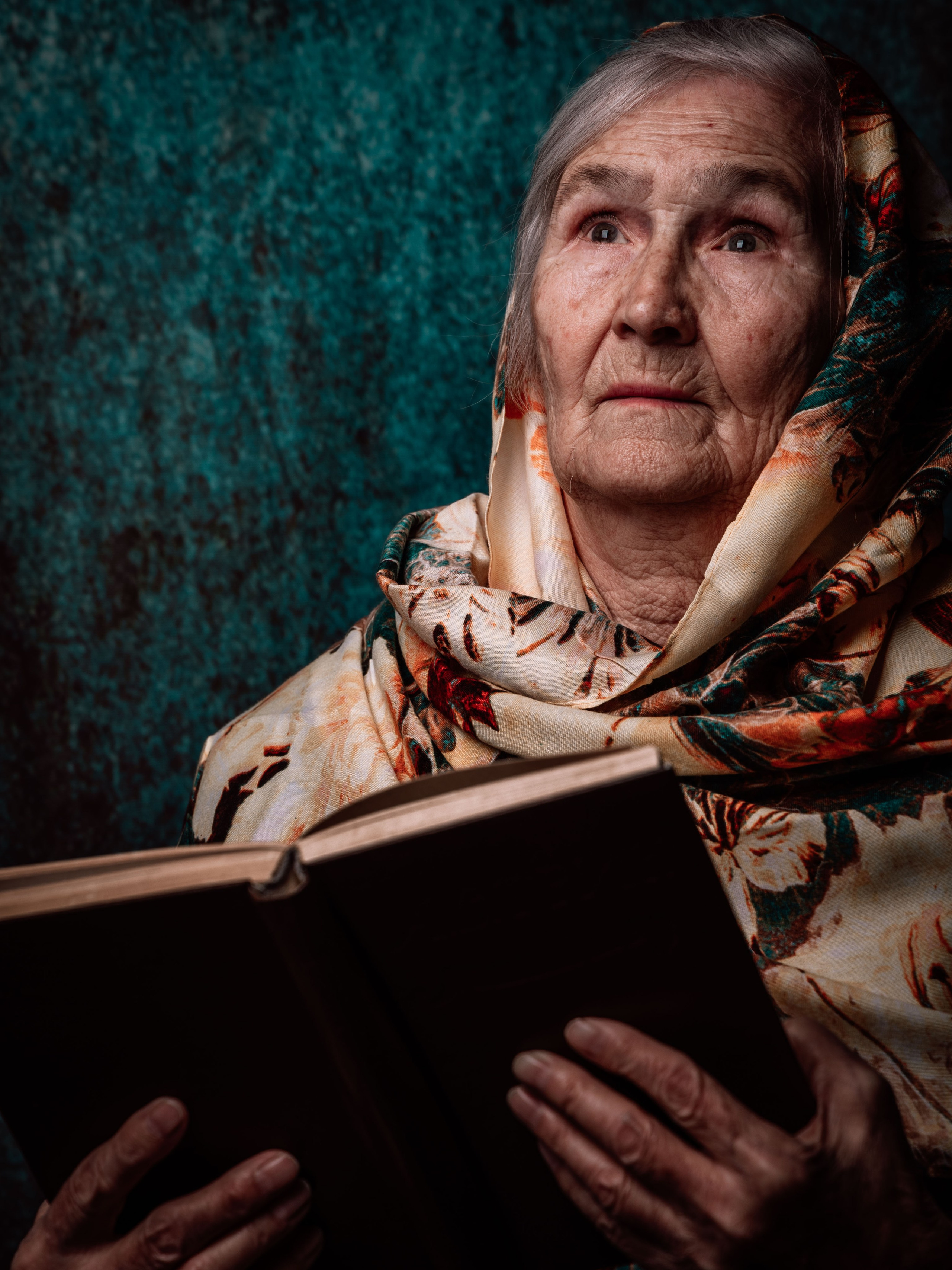 Фотограф Жуковский, фотоуслуги в жуковском , Фотосессии, студийная съёмка, студийный портрет, студийный фотограф, детский фотограф, уличная фотопрогулка, репортажная съёмка, съёмки для маркетплейс, свадебный фотограф, свадебная фотосессия, церковная съёмка, церковный фотограф, съёмка крещения, фотограф на крестины, съёмка венчания, фотосессия беременности , фотограф на выписку из род. дома, фотограф в школу, фотограф в детский сад, арт фотограф, предметная съёмка, предметный фотограф, фотограф на день рождения, фотограф на детский праздник, осенняя фотосессия, деловая фотосессия, портфолио, бьюти фотограф, фотограф автотранспорта, съёмка недвижимости, пейзажная съёмка, коммерческий фотограф, новогодняя фотосессия, эмоциональный портрет, фуд фотограф, фотограф анималист, уличный фотограф, домашняя фотосессия, косплей, модели, ню, пейзажный фотограф, фотосъёмка архитектуры, ретушь, обработка фотографий, фотосъёмка новорожденных Фотограф Татьяна Марсуверских