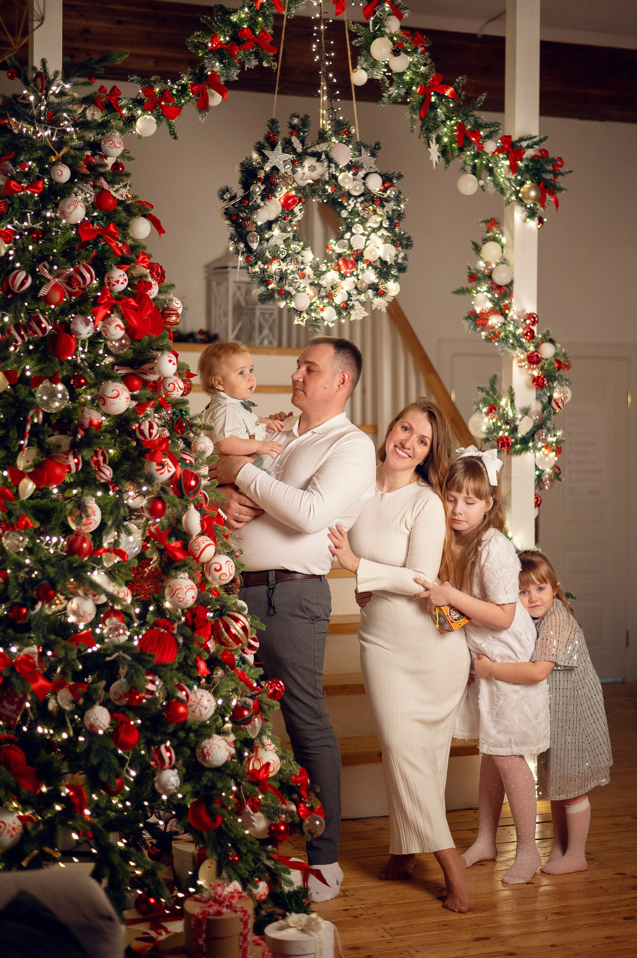 Новогодние студии, Новогодние залы для фотосессии в Санкт-Петербурге. Новогодние семейные фотосессии в СПб. Женский фотограф Санкт-Петербург Александра Колий