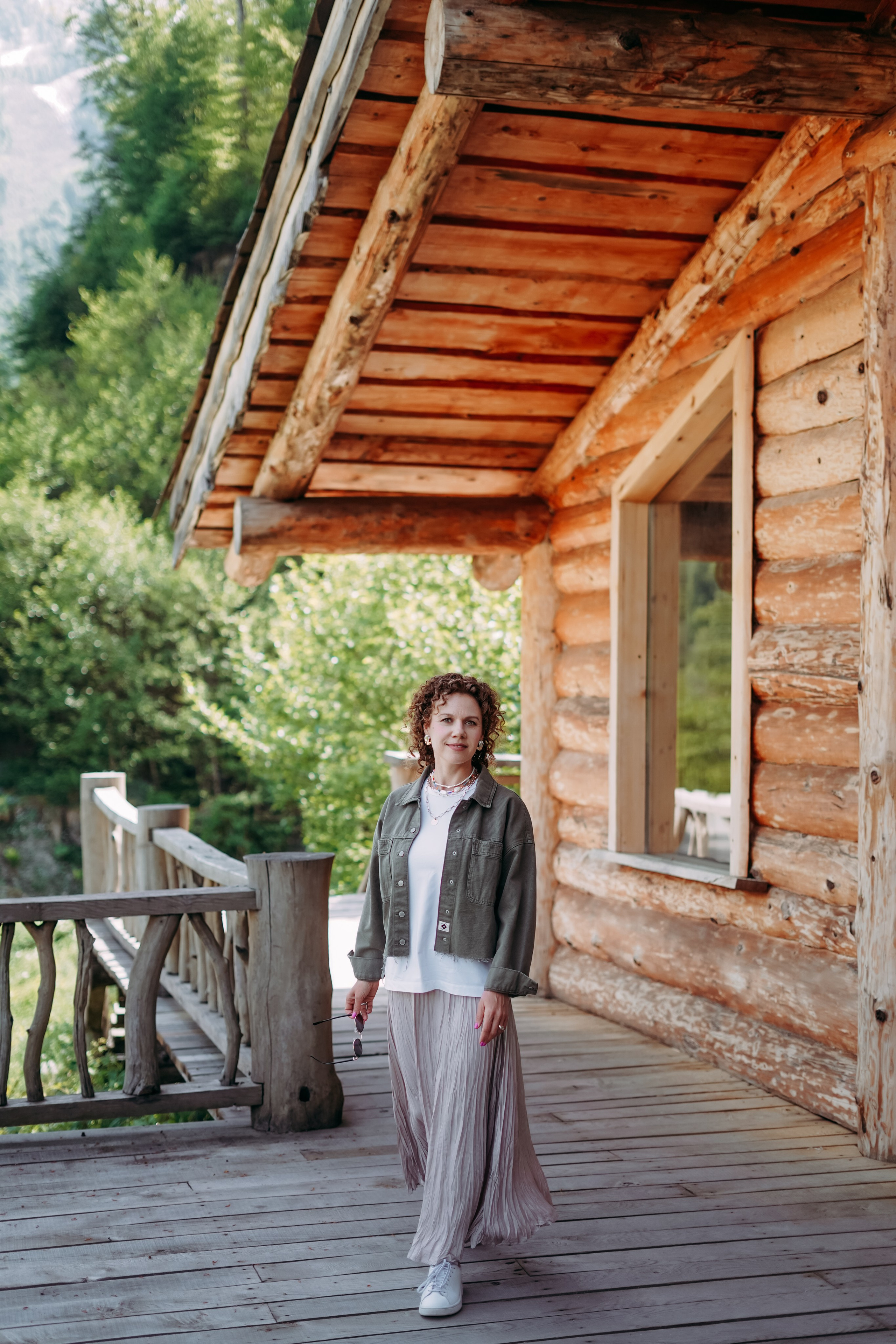 Апрель в горах. Фотосессия для Светланы в Красной Поляне. Фотограф в Сочи и Абхазии | Фототуры | September Air